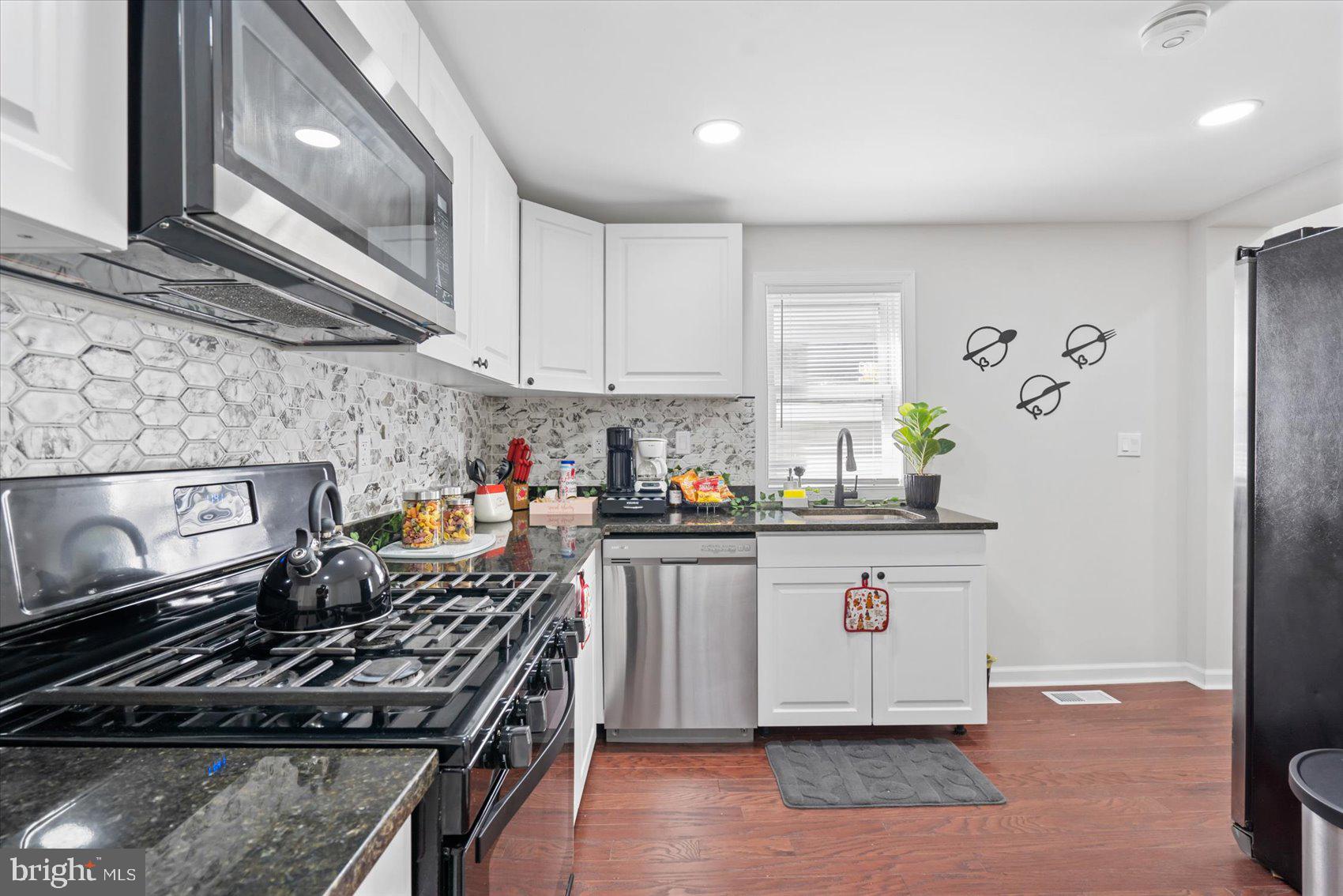 GWYNN OAK - Residential