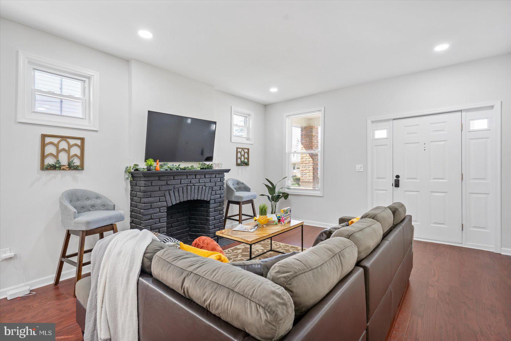 GWYNN OAK - Residential