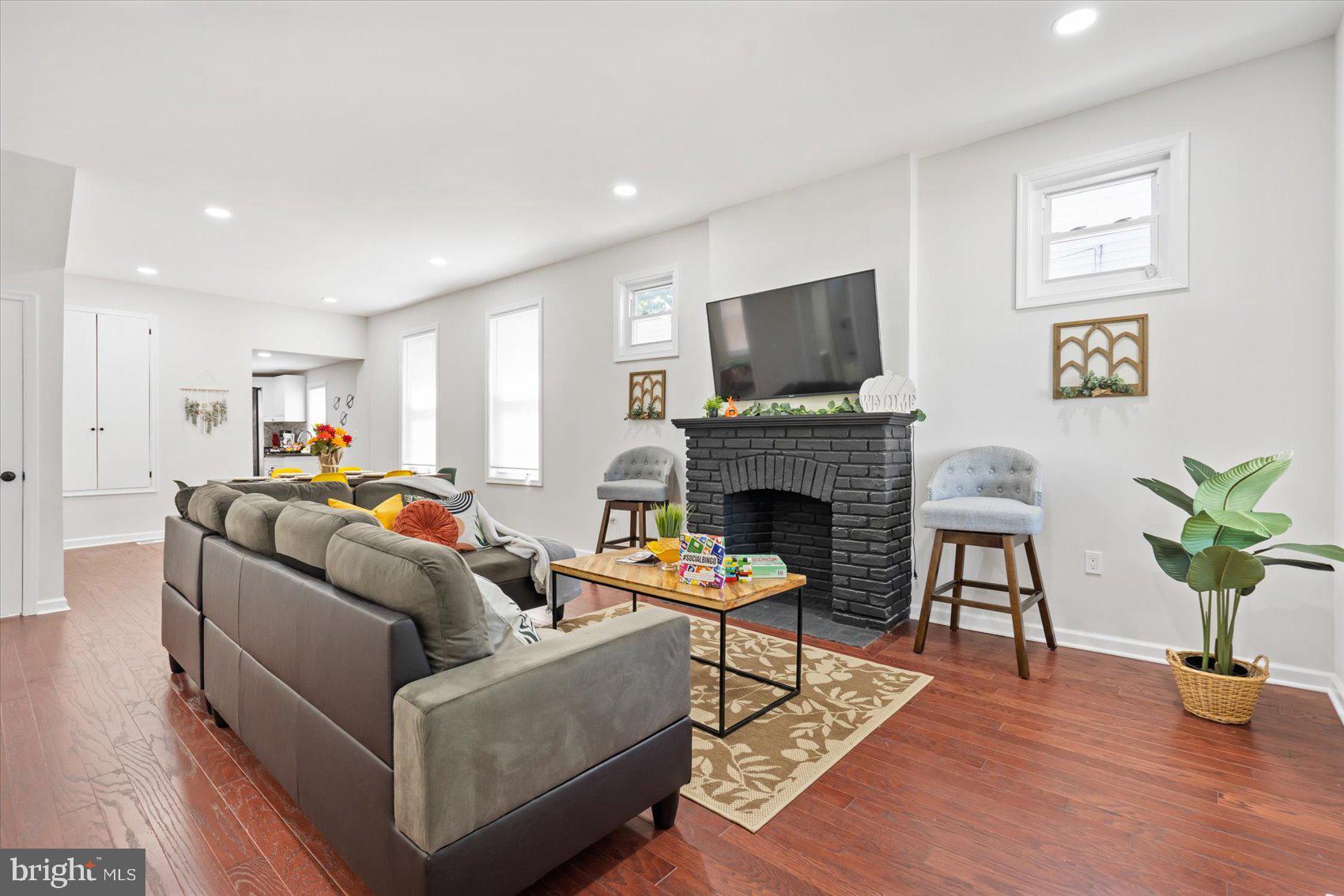 GWYNN OAK - Residential