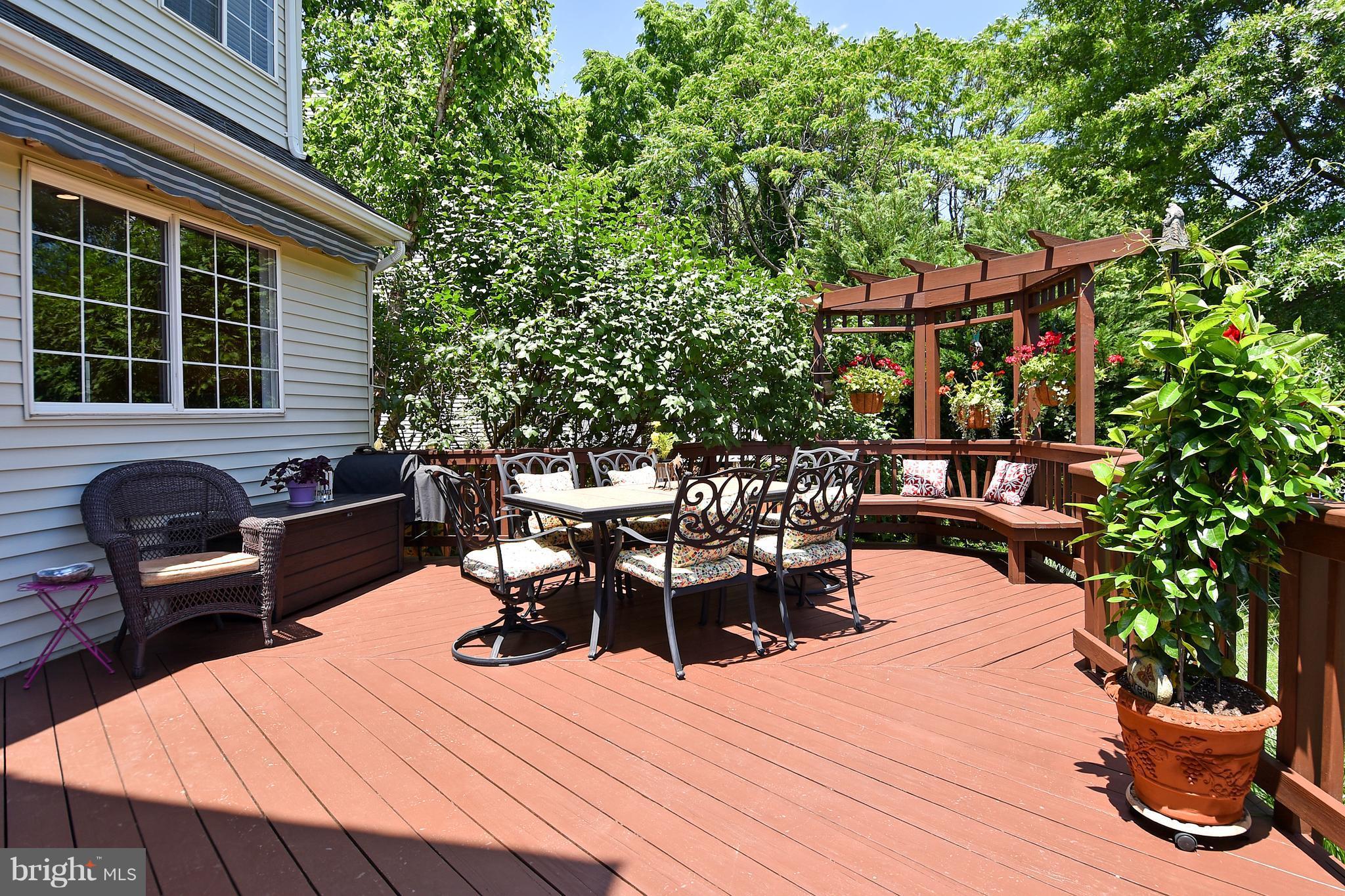 OLD WATERFORD - Residential