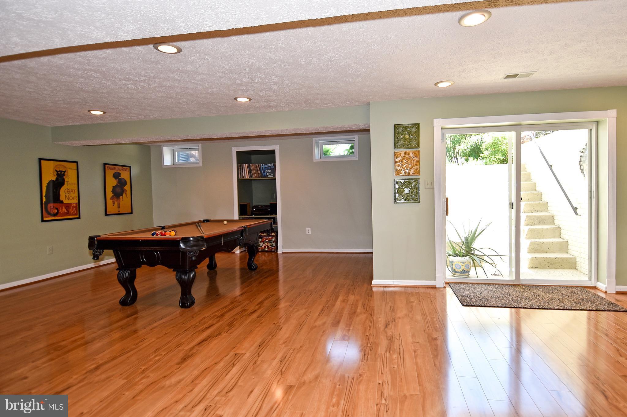 OLD WATERFORD - Residential