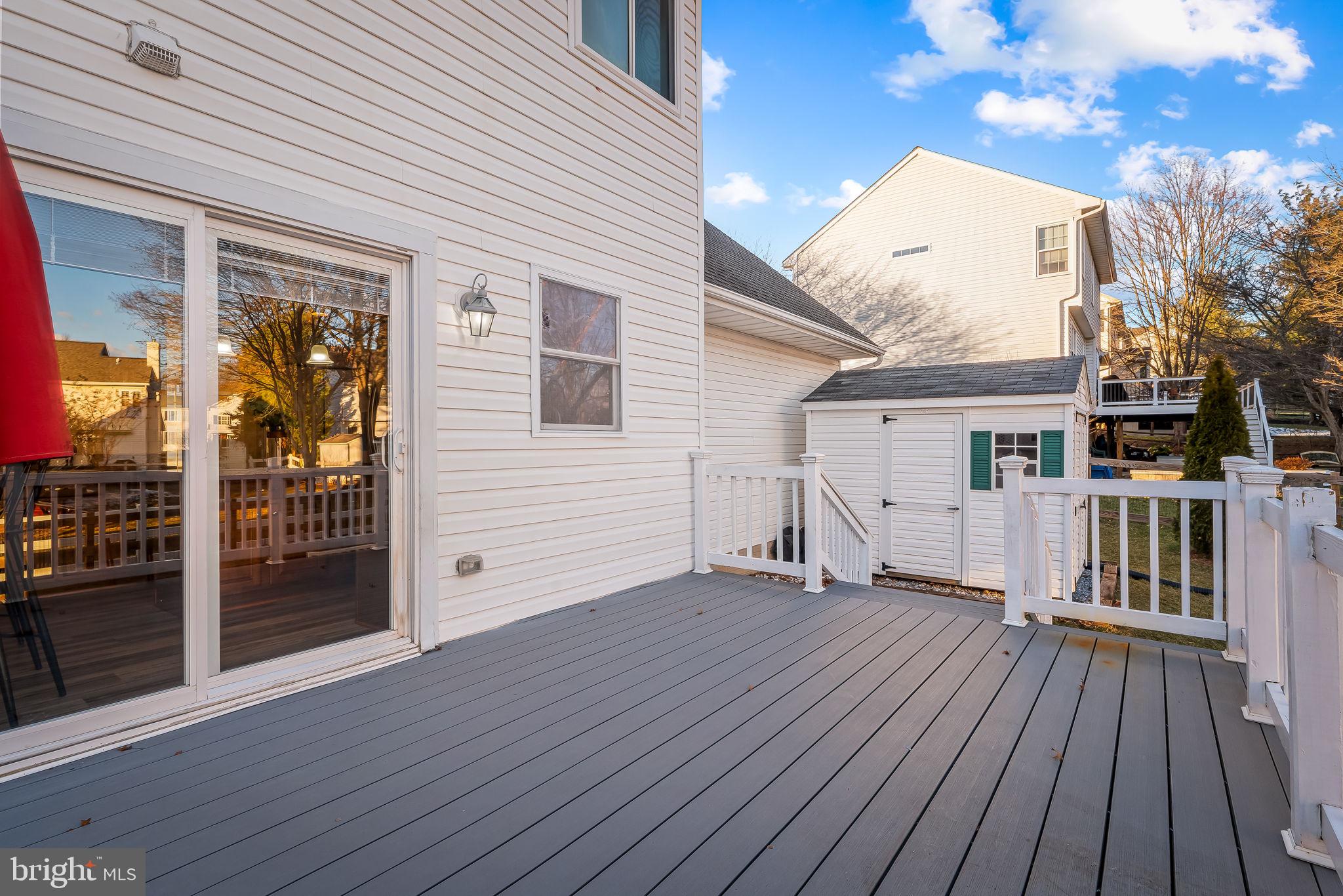 EAGLEVIEW ESTATES - Residential