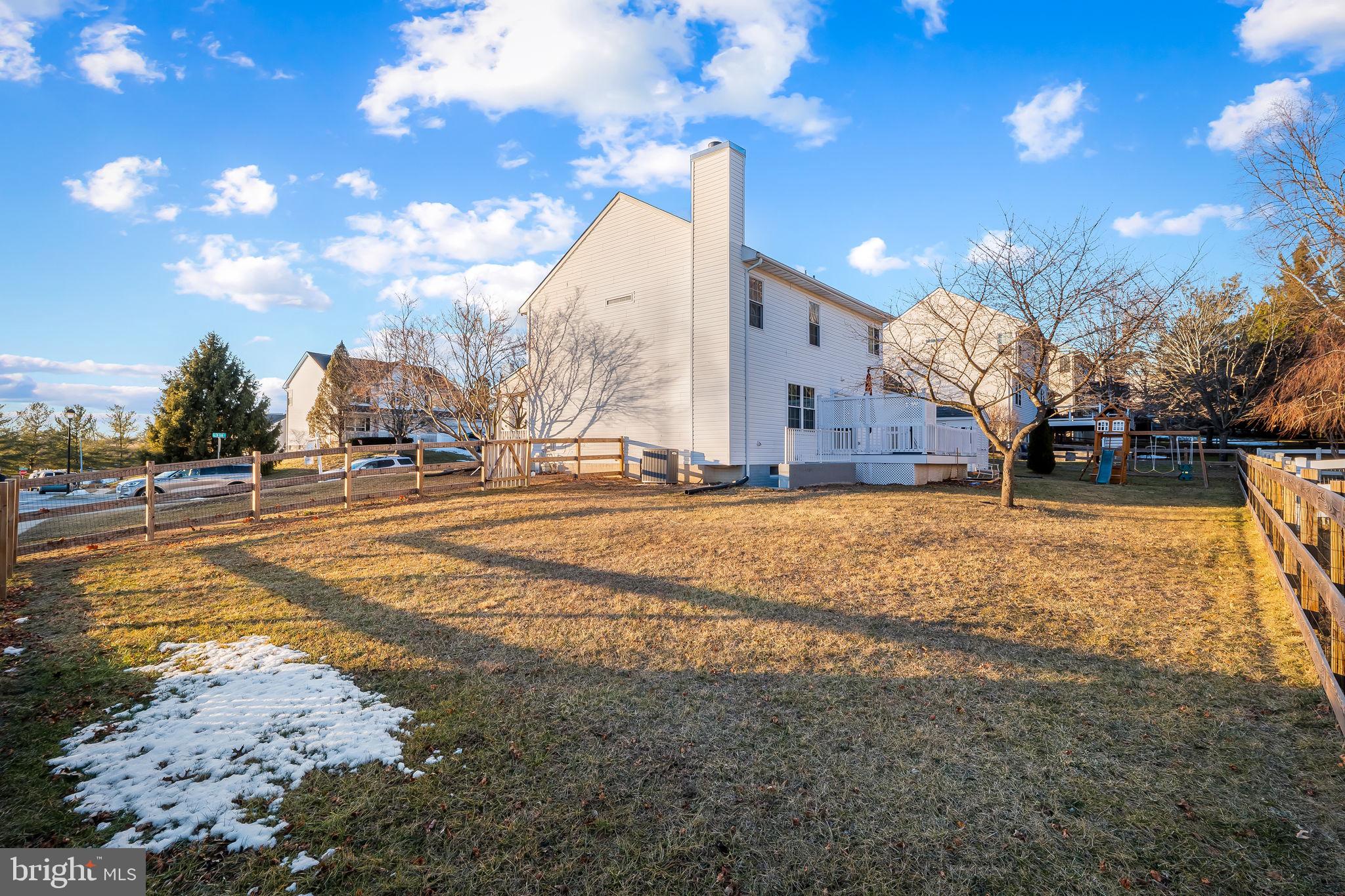 EAGLEVIEW ESTATES - Residential