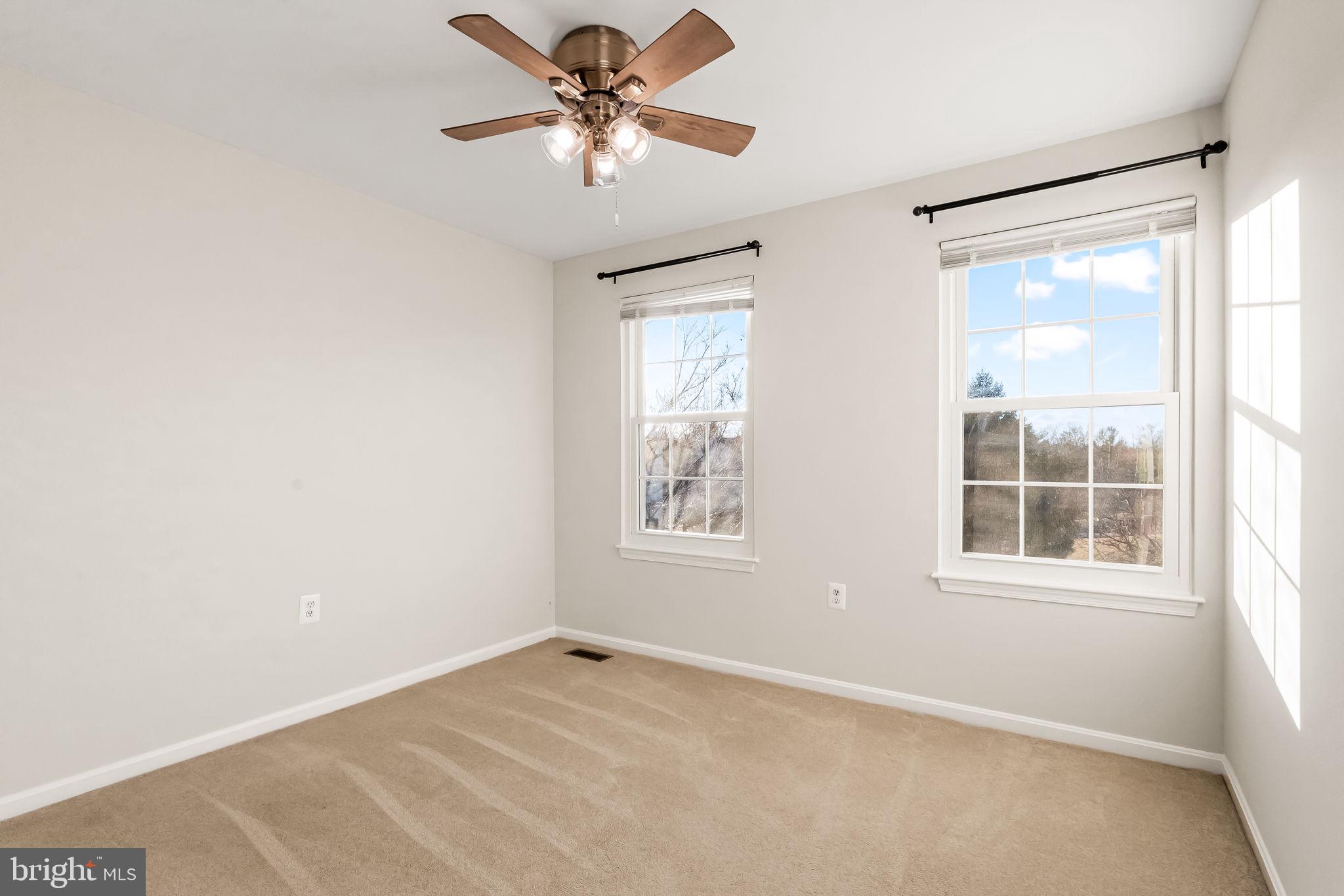 EAGLEVIEW ESTATES - Residential