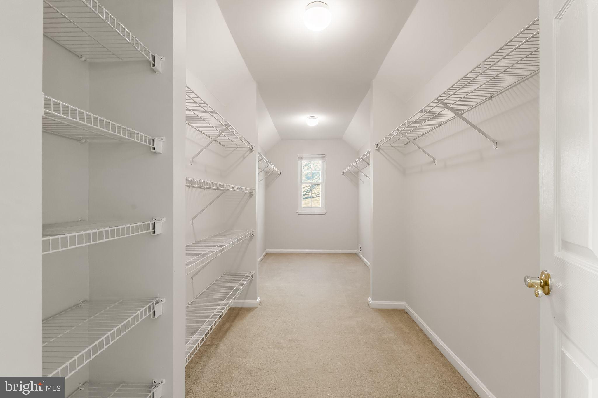 EAGLEVIEW ESTATES - Residential