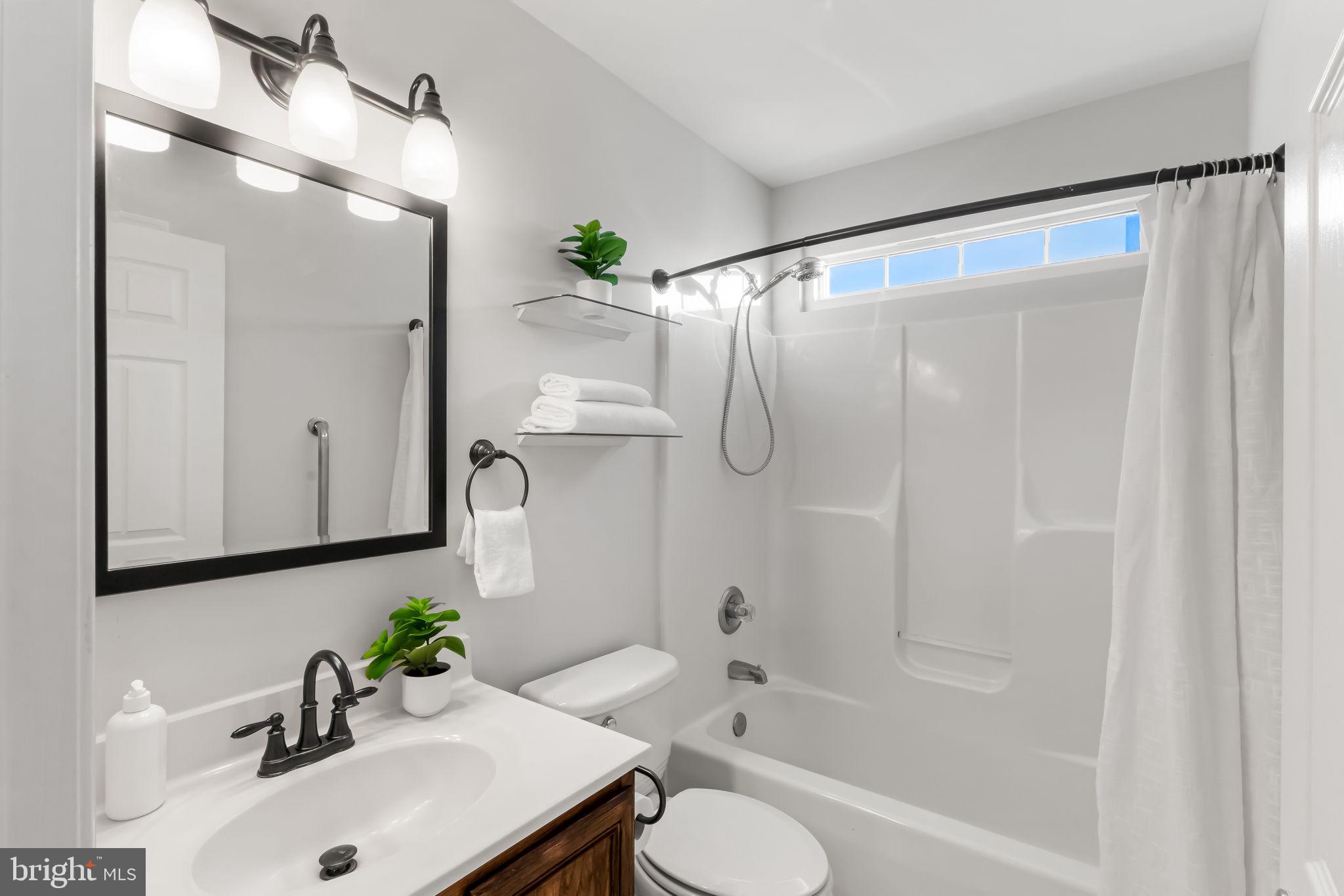 EAGLEVIEW ESTATES - Residential