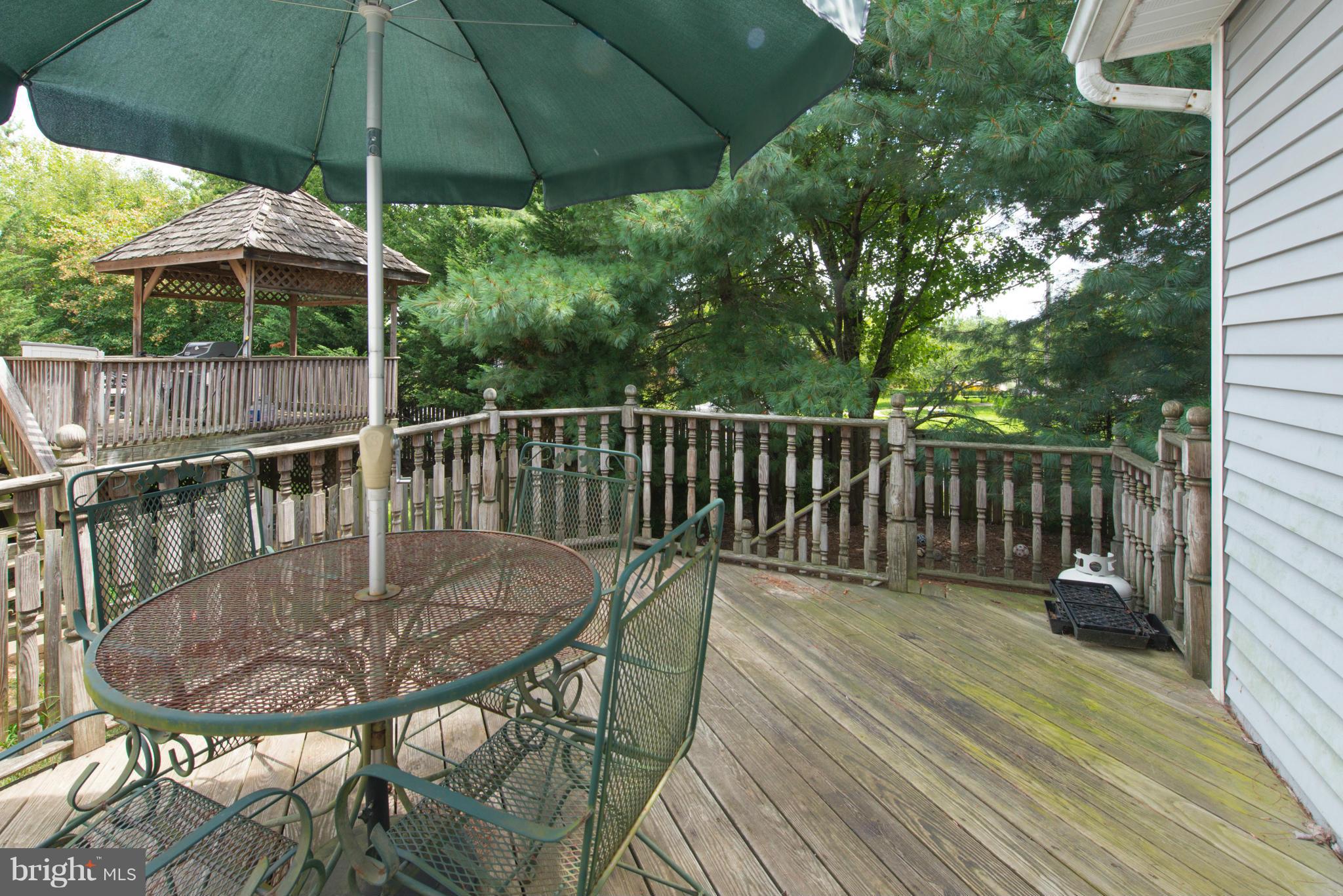 CROFTON CHASE - Residential