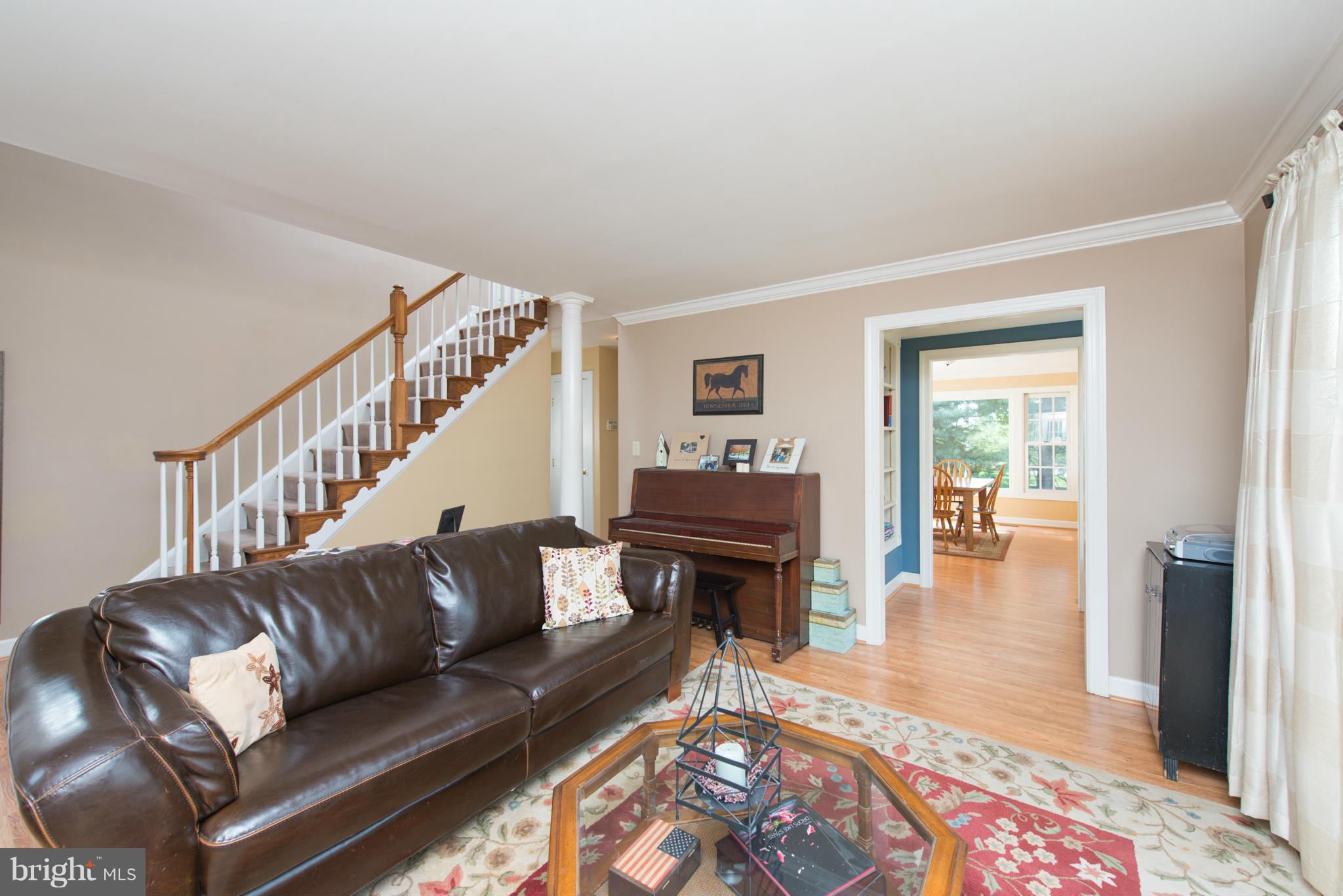 CROFTON CHASE - Residential