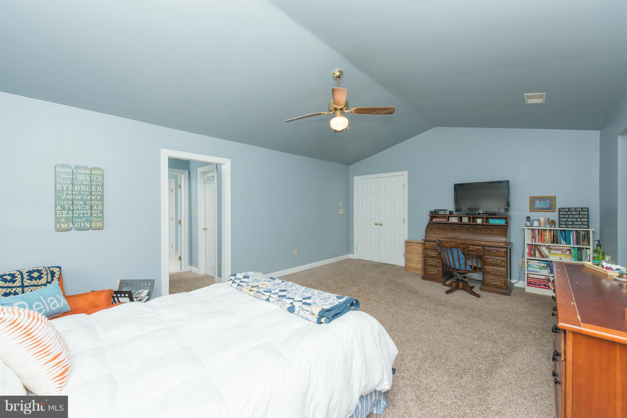 CROFTON CHASE - Residential