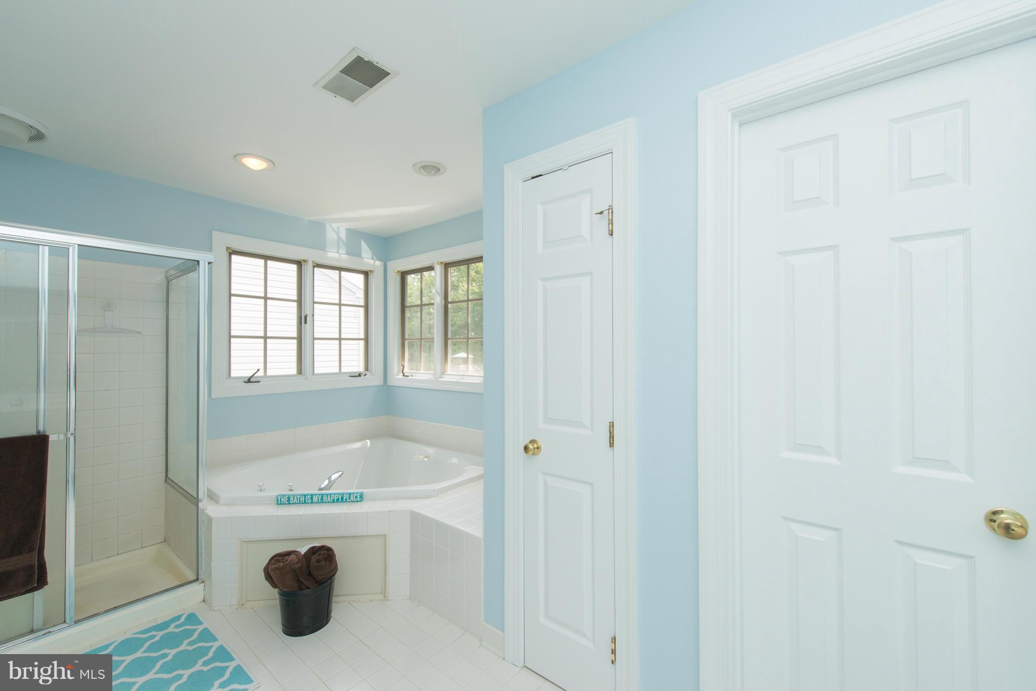 CROFTON CHASE - Residential