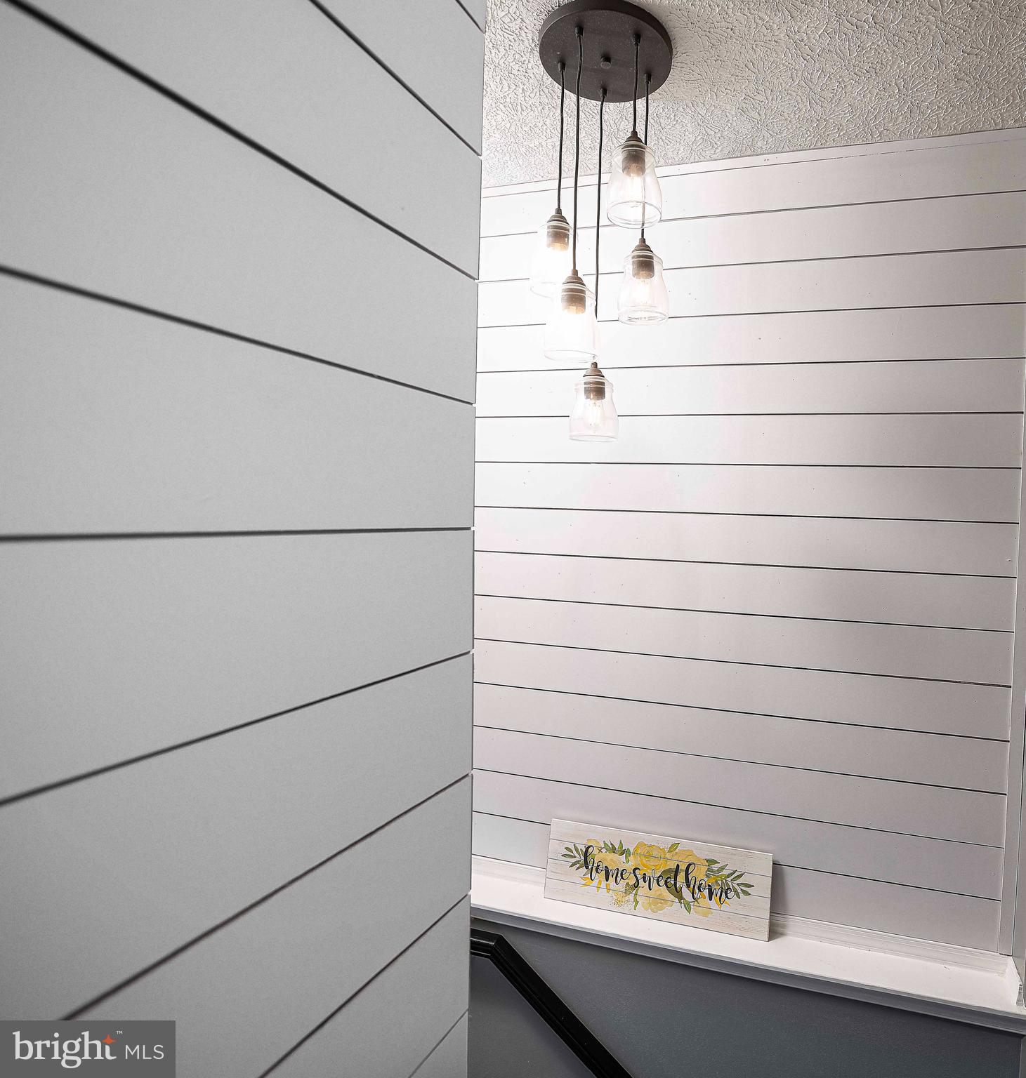 CONSTANT FRIENDSHIP - Residential