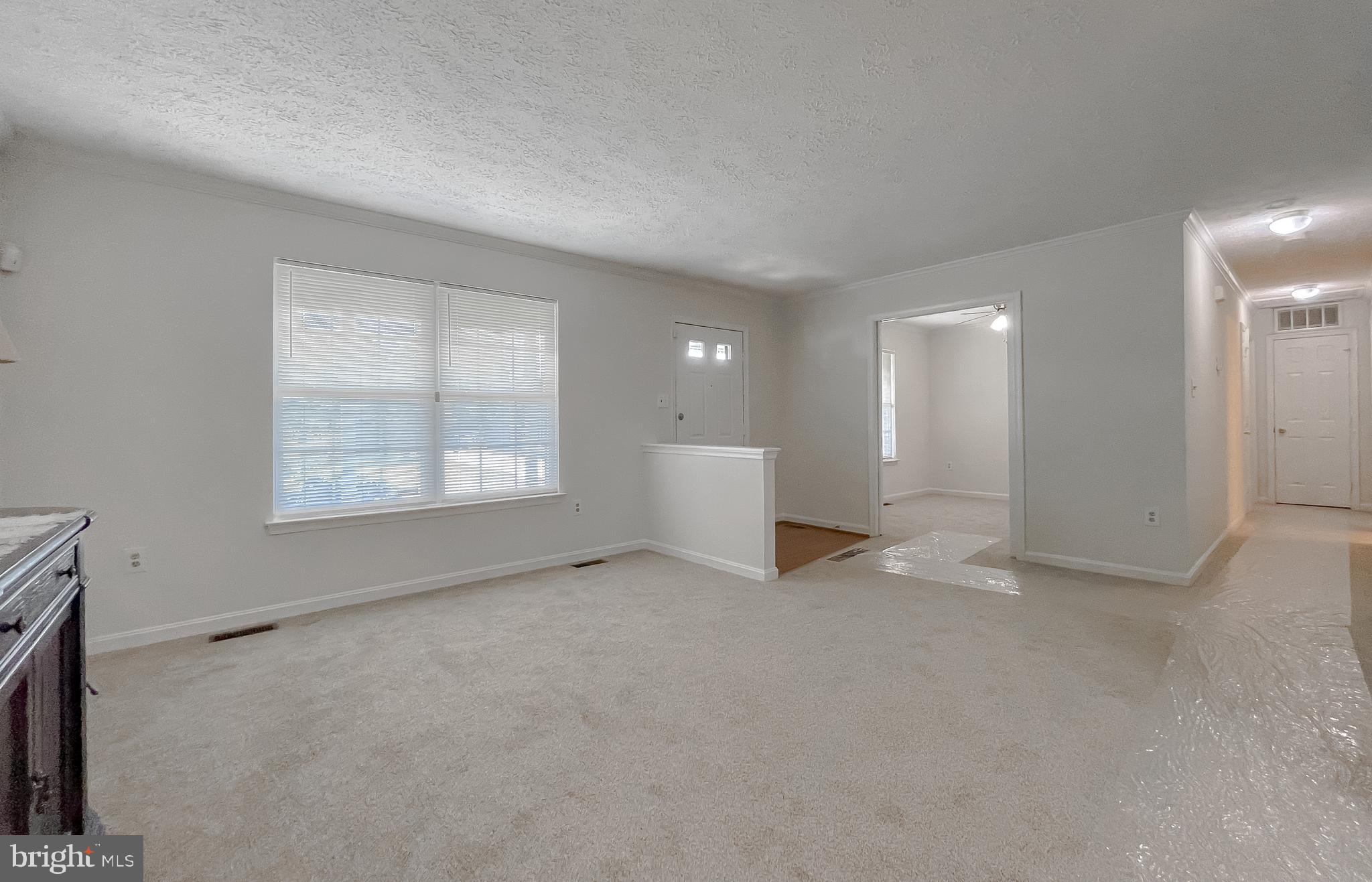 2111 COUNTRY PINES COURT