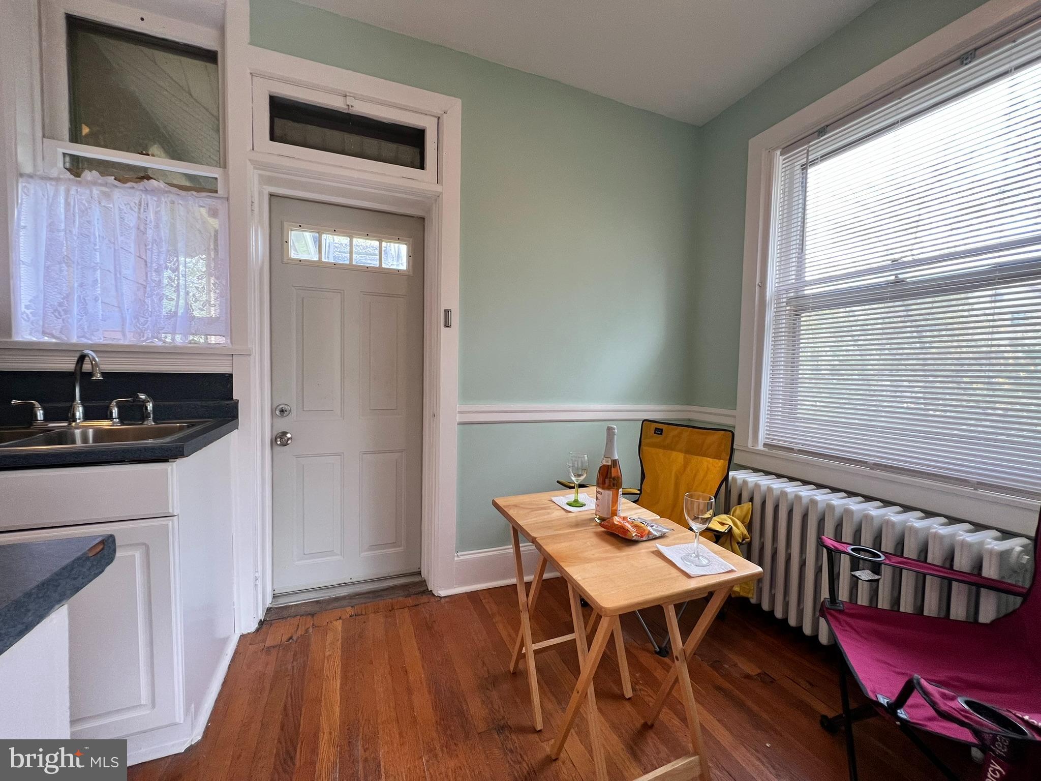 HISTORIC DISTRICT - Commercial Sale