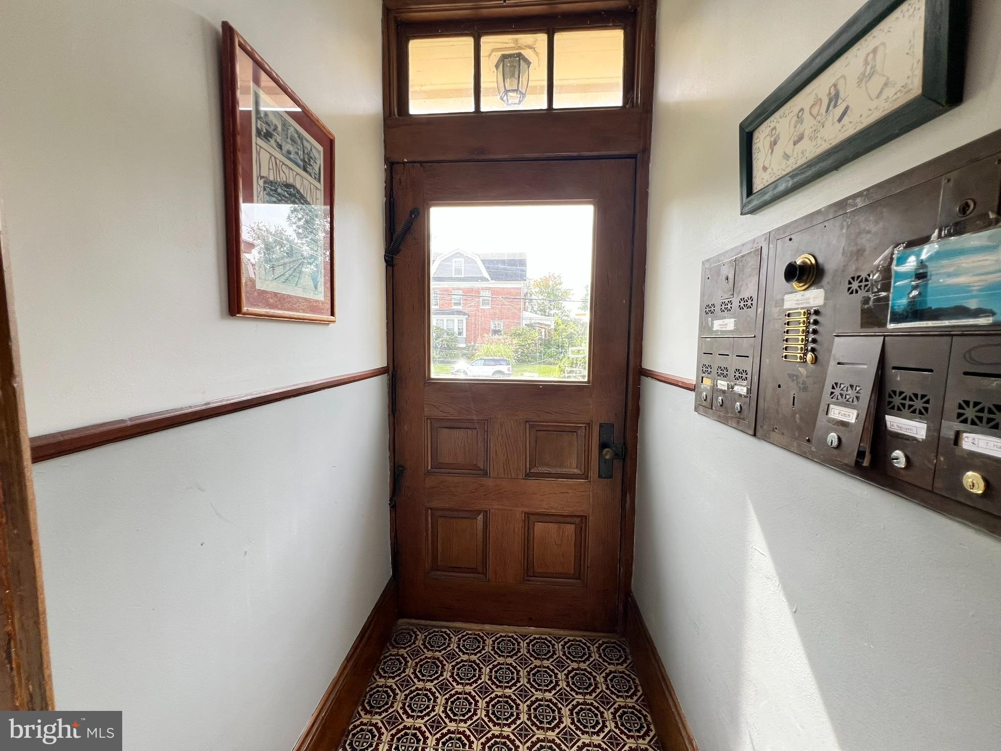 HISTORIC DISTRICT - Commercial Sale