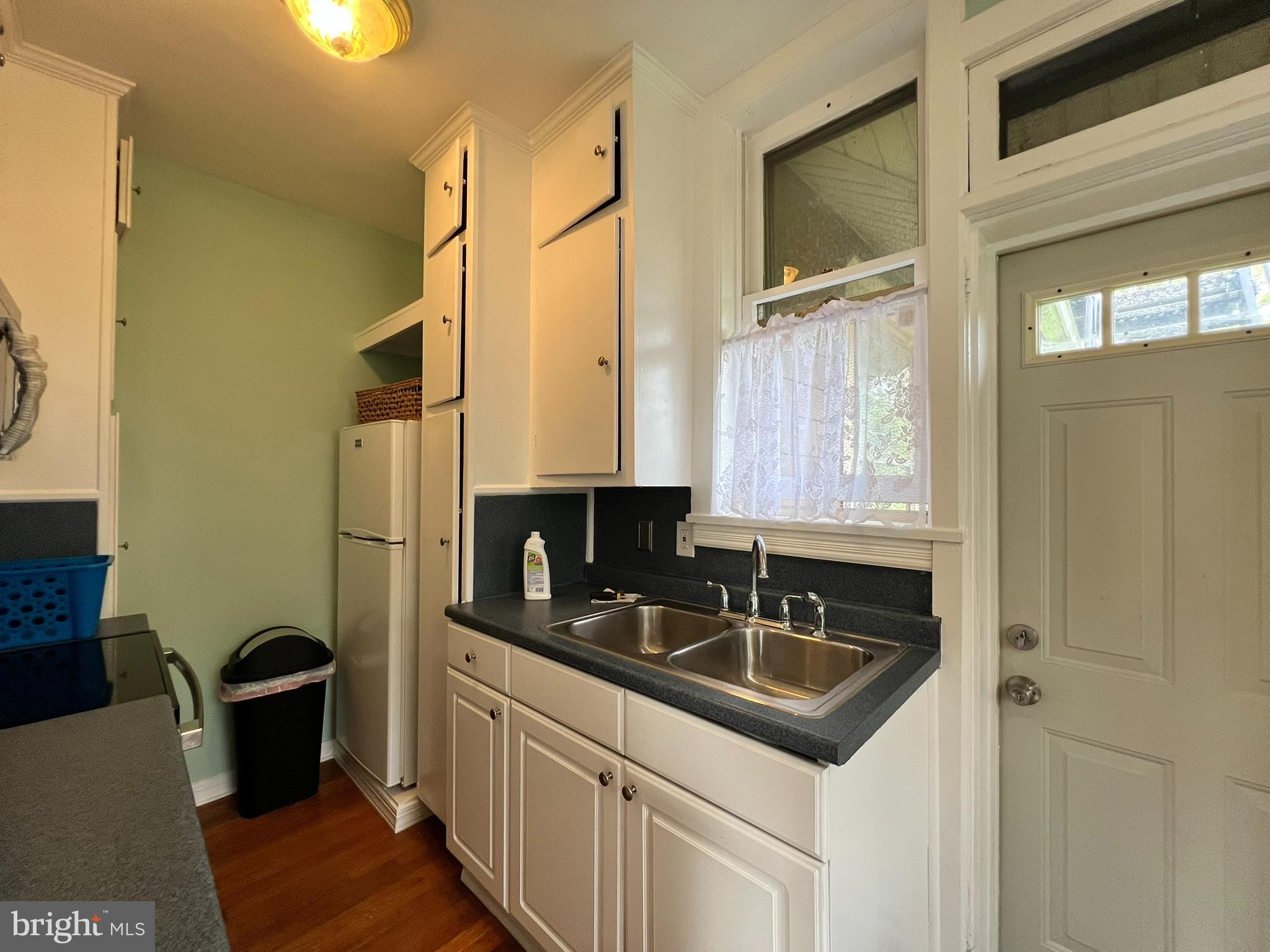 HISTORIC DISTRICT - Commercial Sale