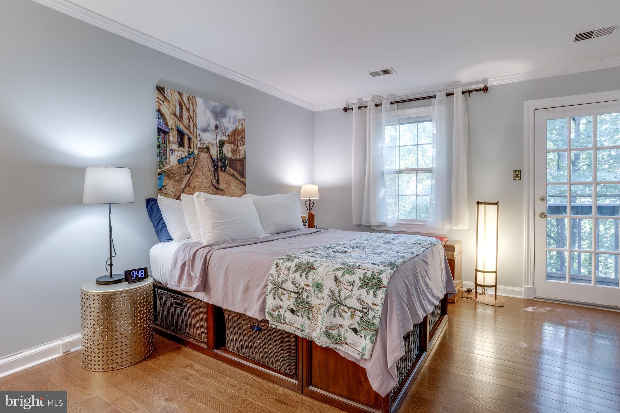 COVERED BRIDGE - Residential