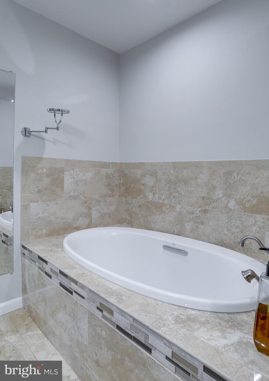 COVERED BRIDGE - Residential