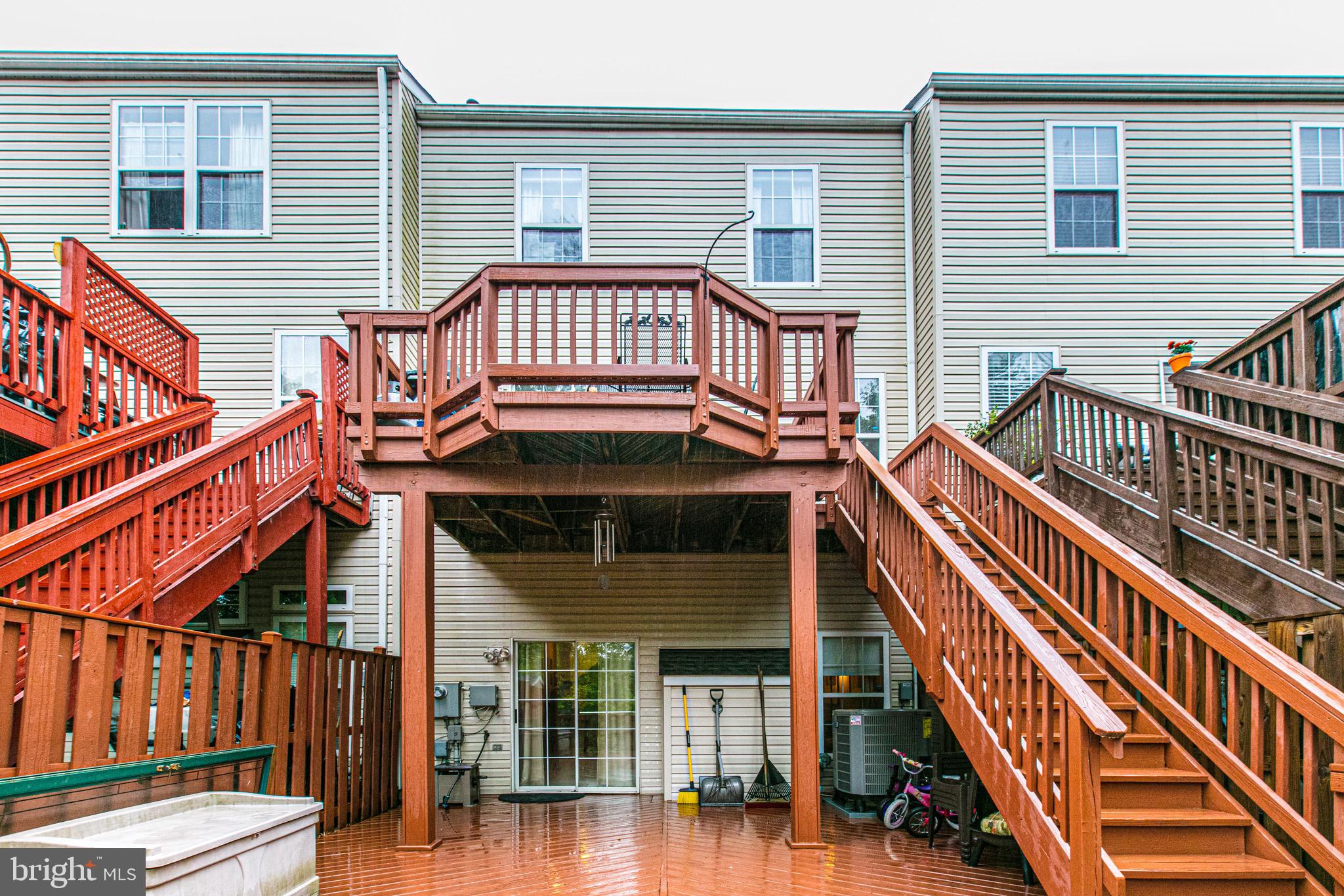 TRAILSIDE - Residential