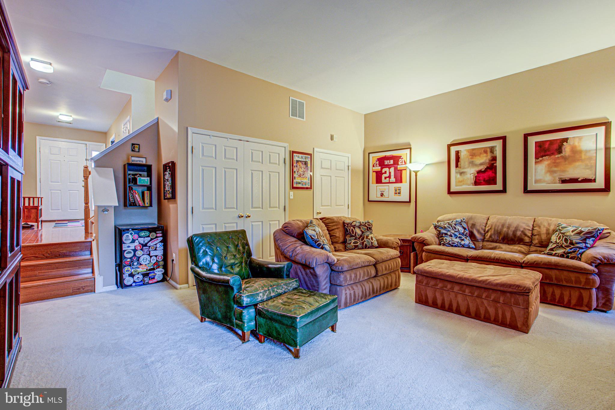 TRAILSIDE - Residential