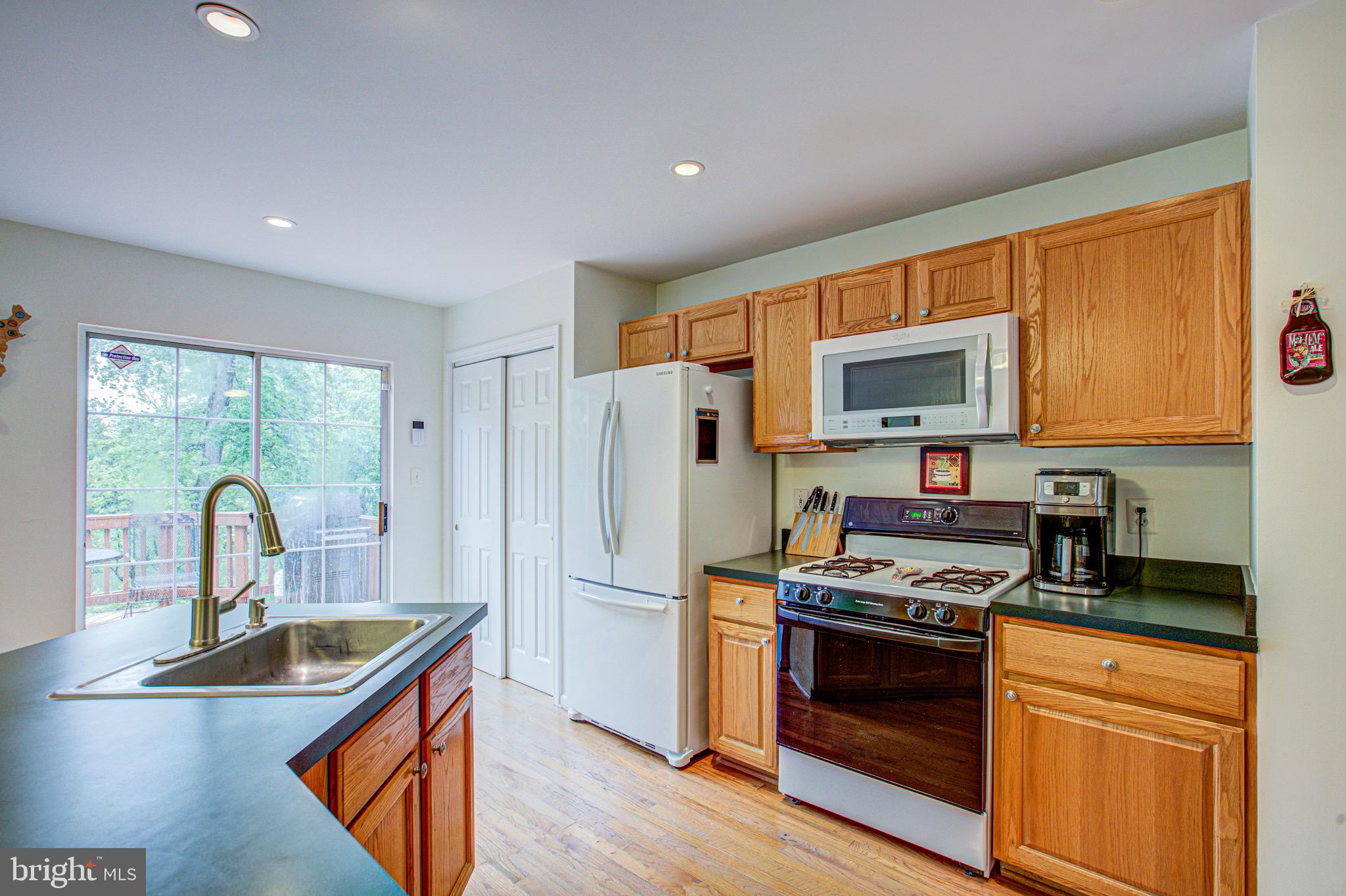 TRAILSIDE - Residential