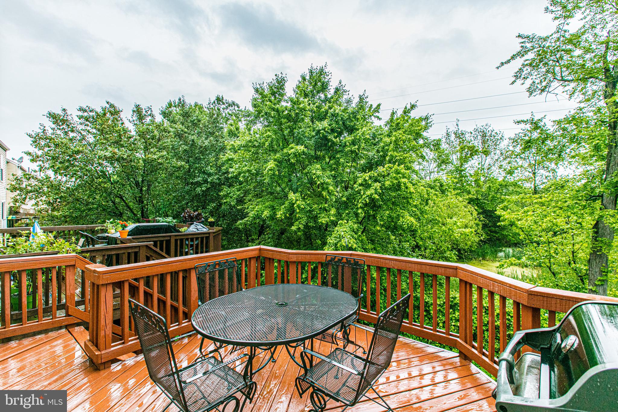 TRAILSIDE - Residential