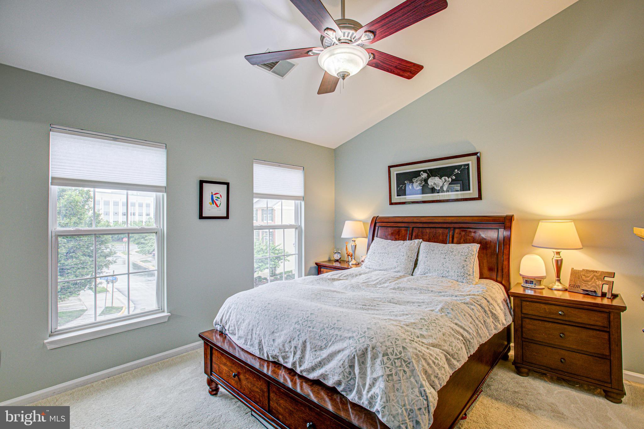 TRAILSIDE - Residential