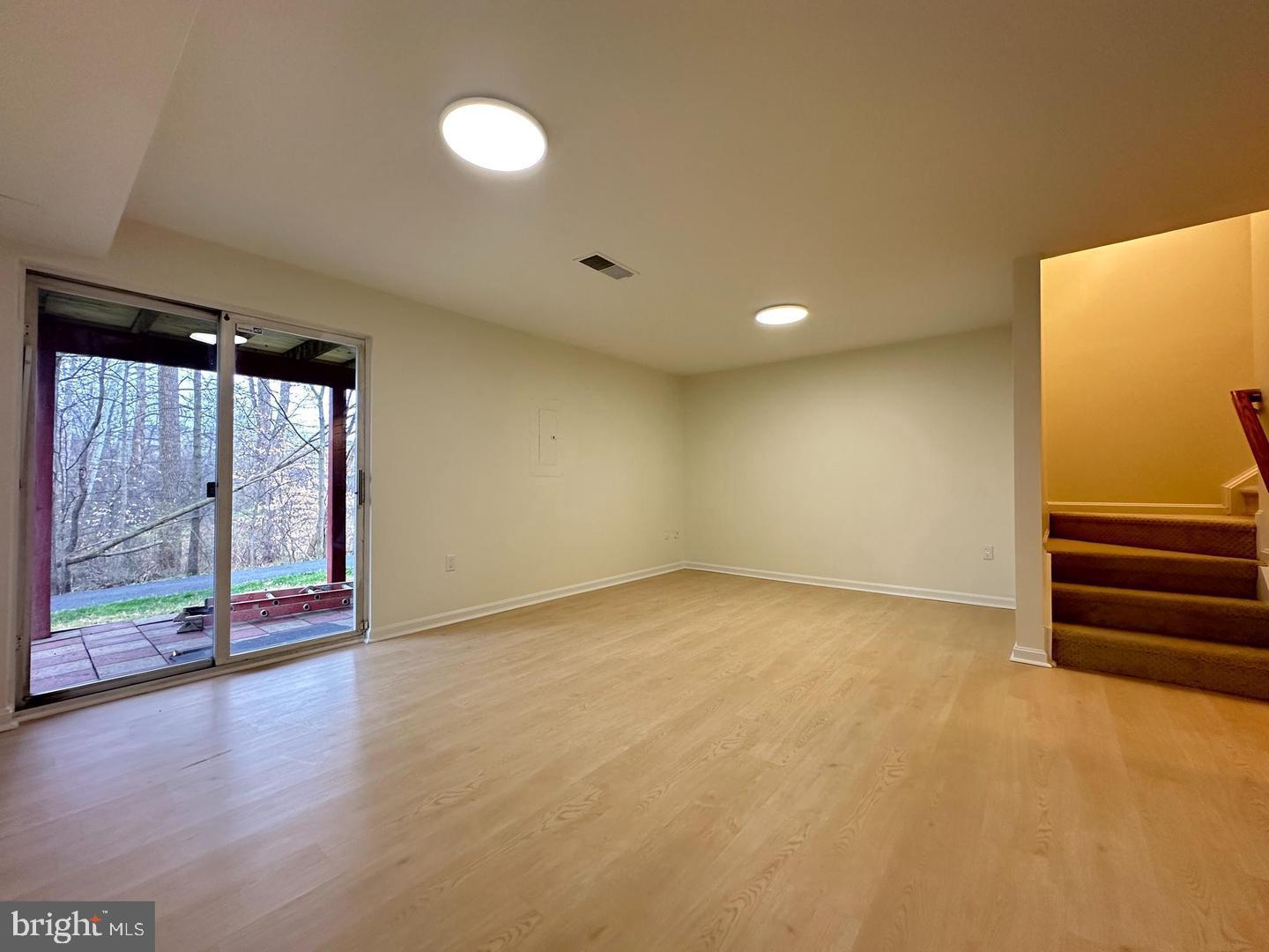 WOODGATE MANOR - Residential Lease