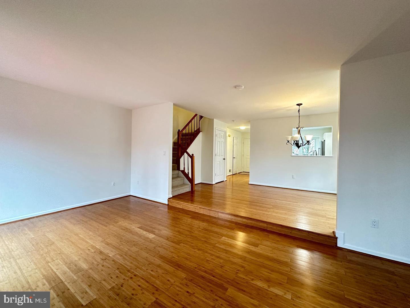 WOODGATE MANOR - Residential Lease