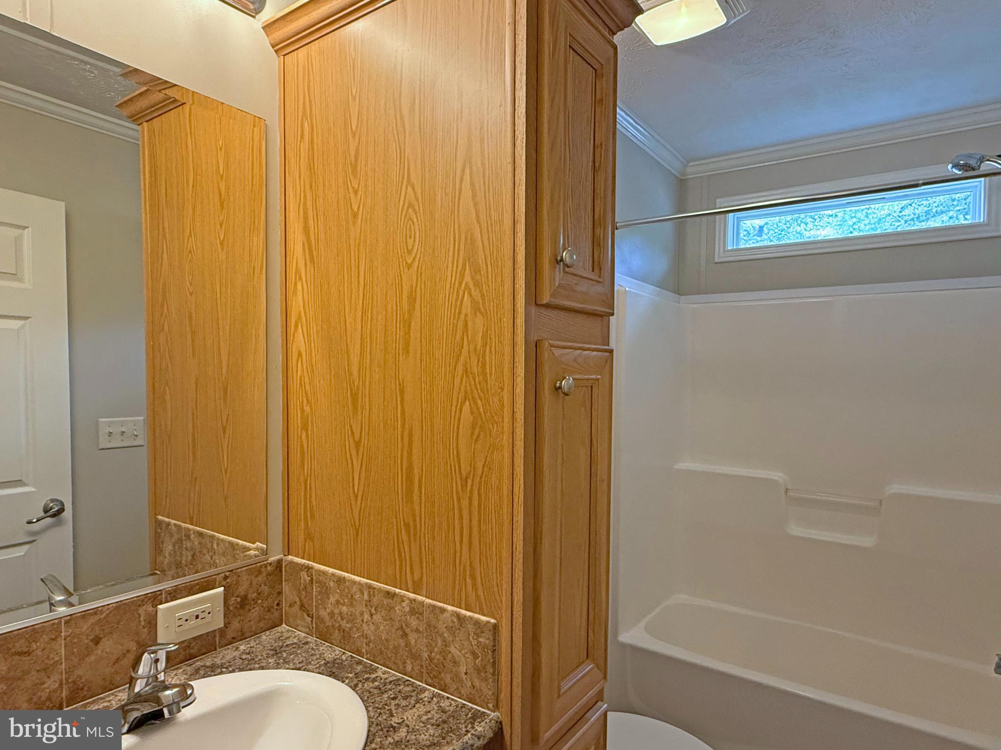 WHISPERING PINE MHP - Residential