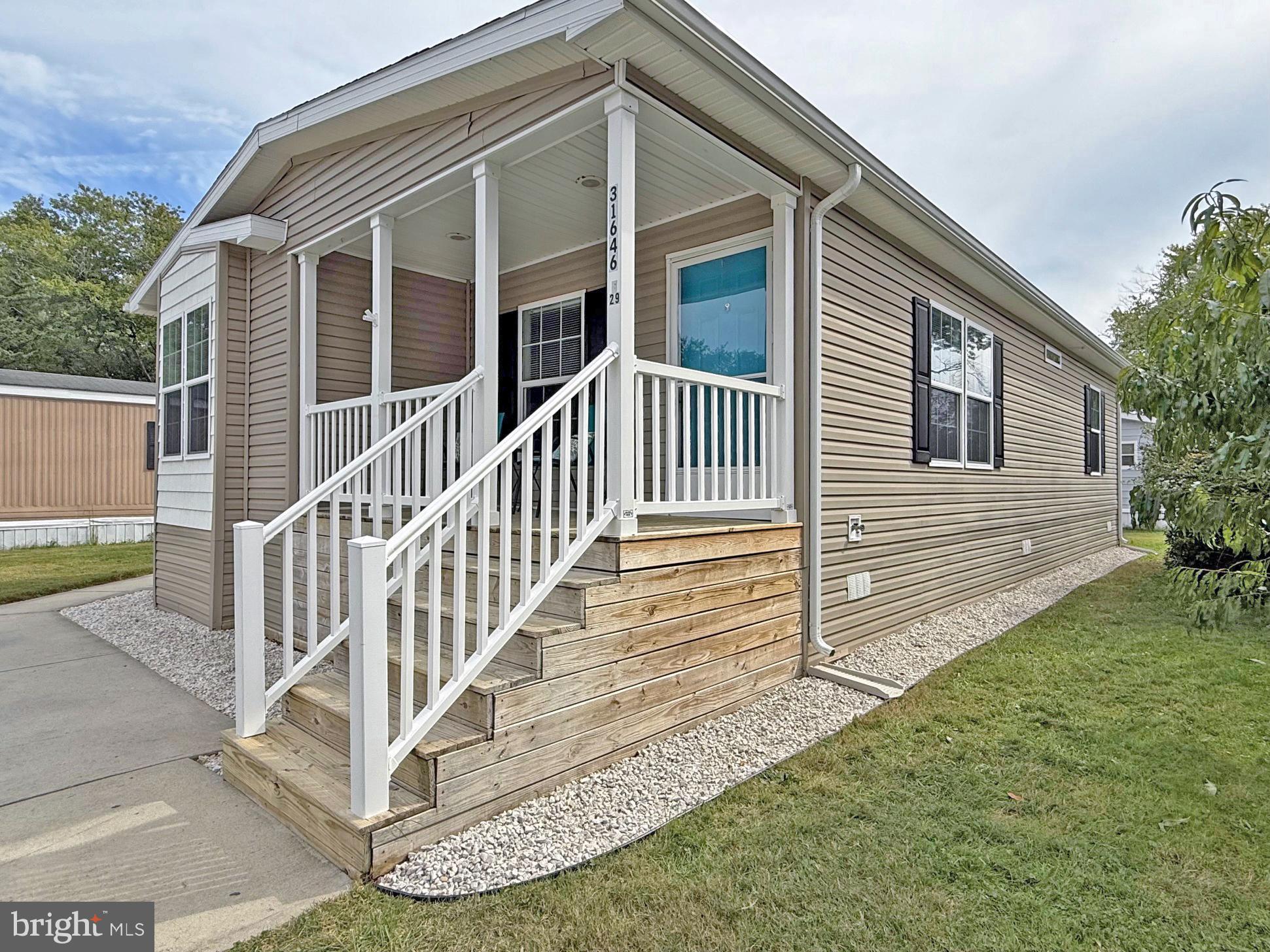 WHISPERING PINE MHP - Residential