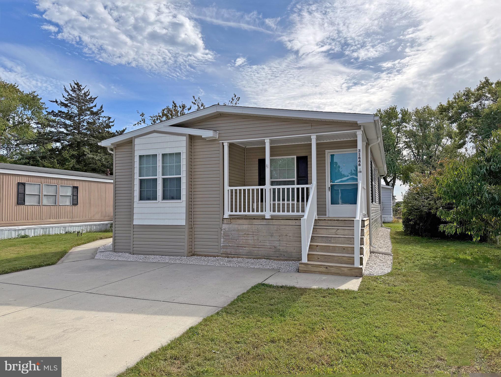 WHISPERING PINE MHP - Residential