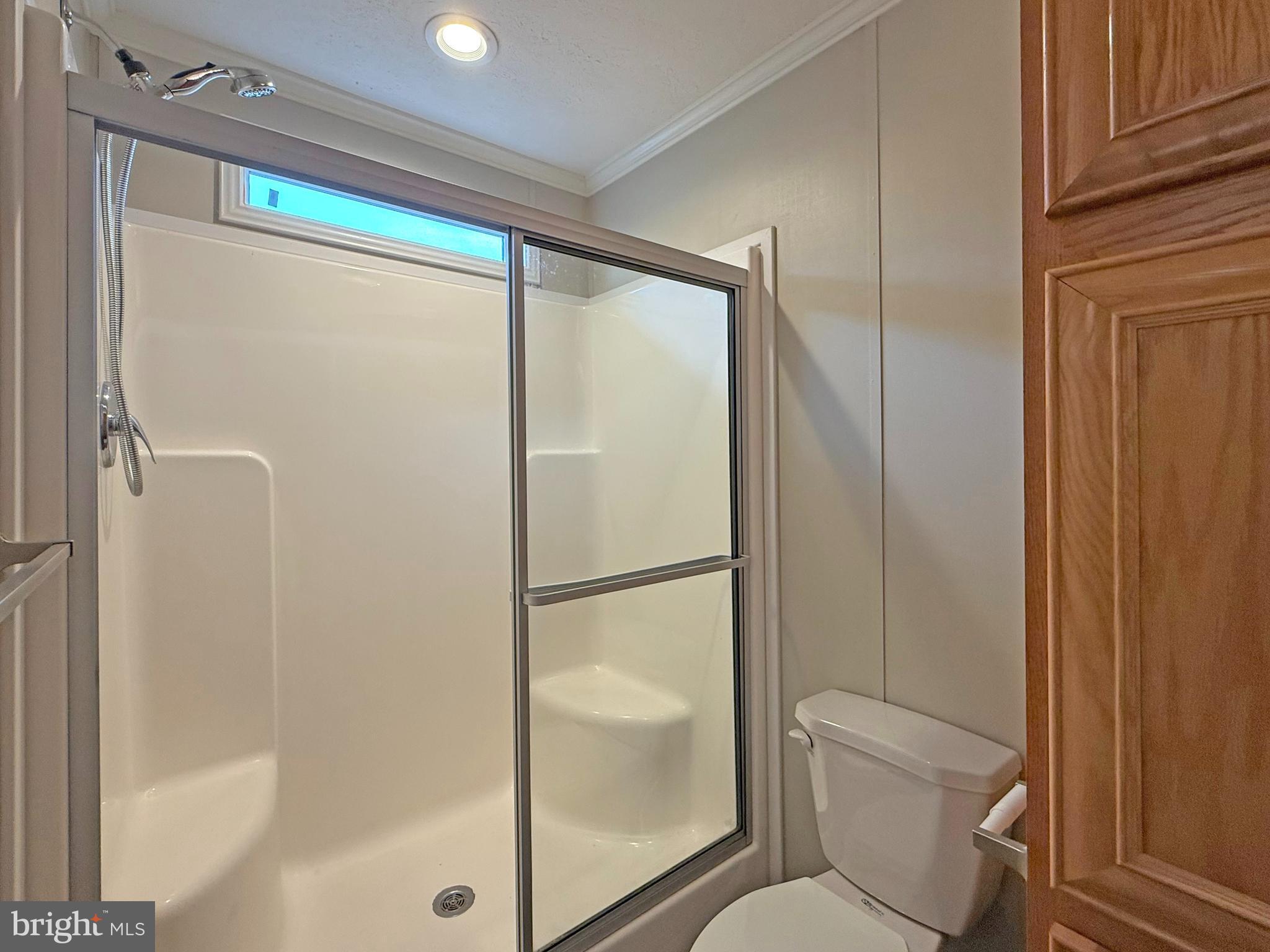 WHISPERING PINE MHP - Residential