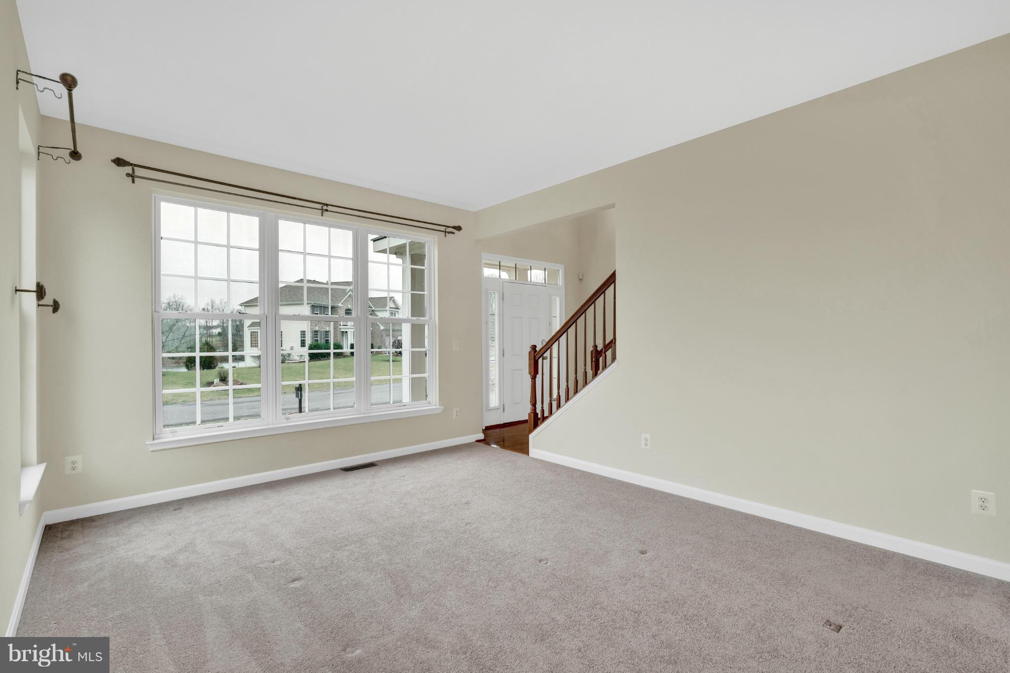 SOMERSET - Residential