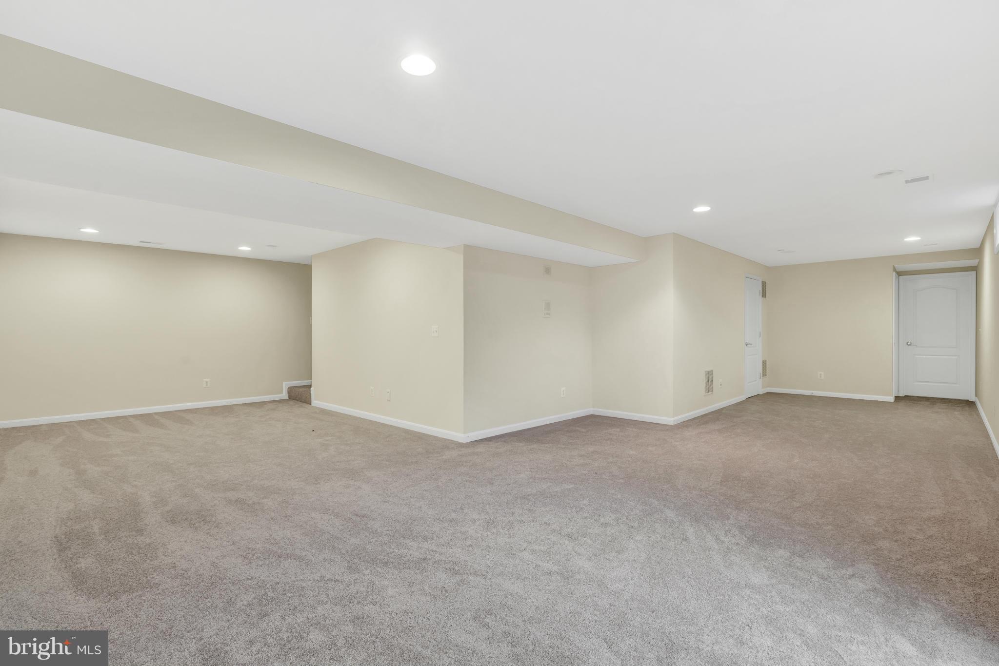 SOMERSET - Residential