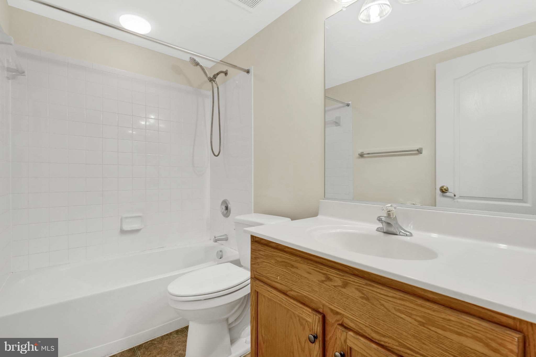 SOMERSET - Residential