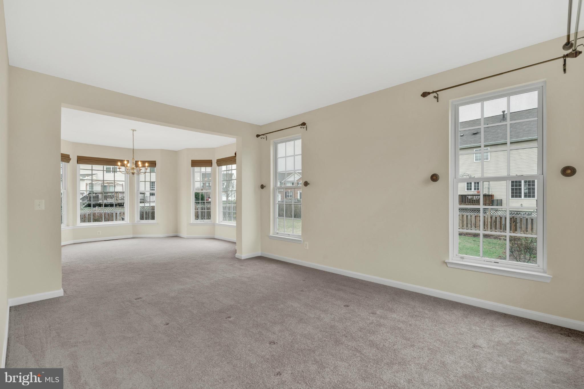 SOMERSET - Residential