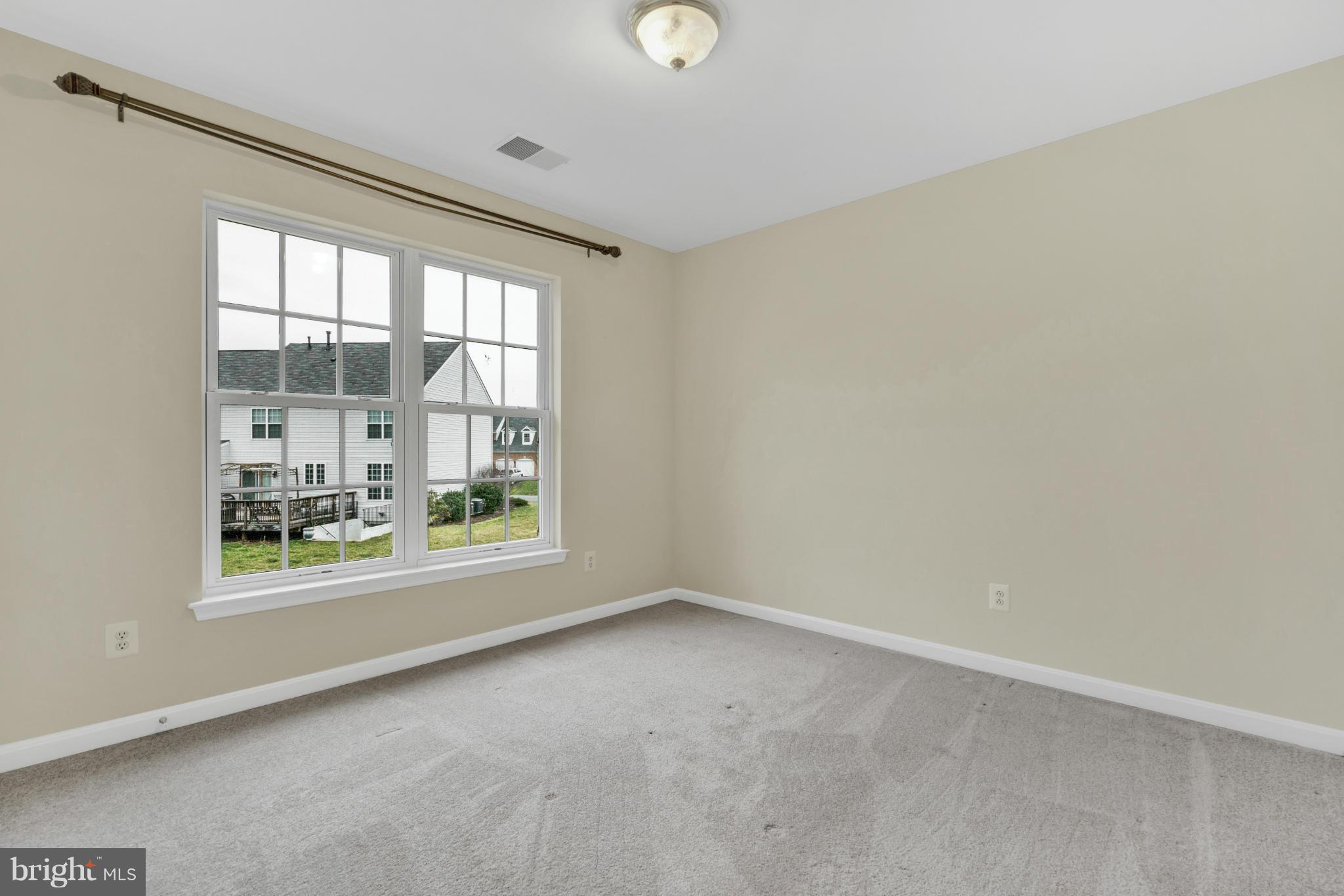 SOMERSET - Residential