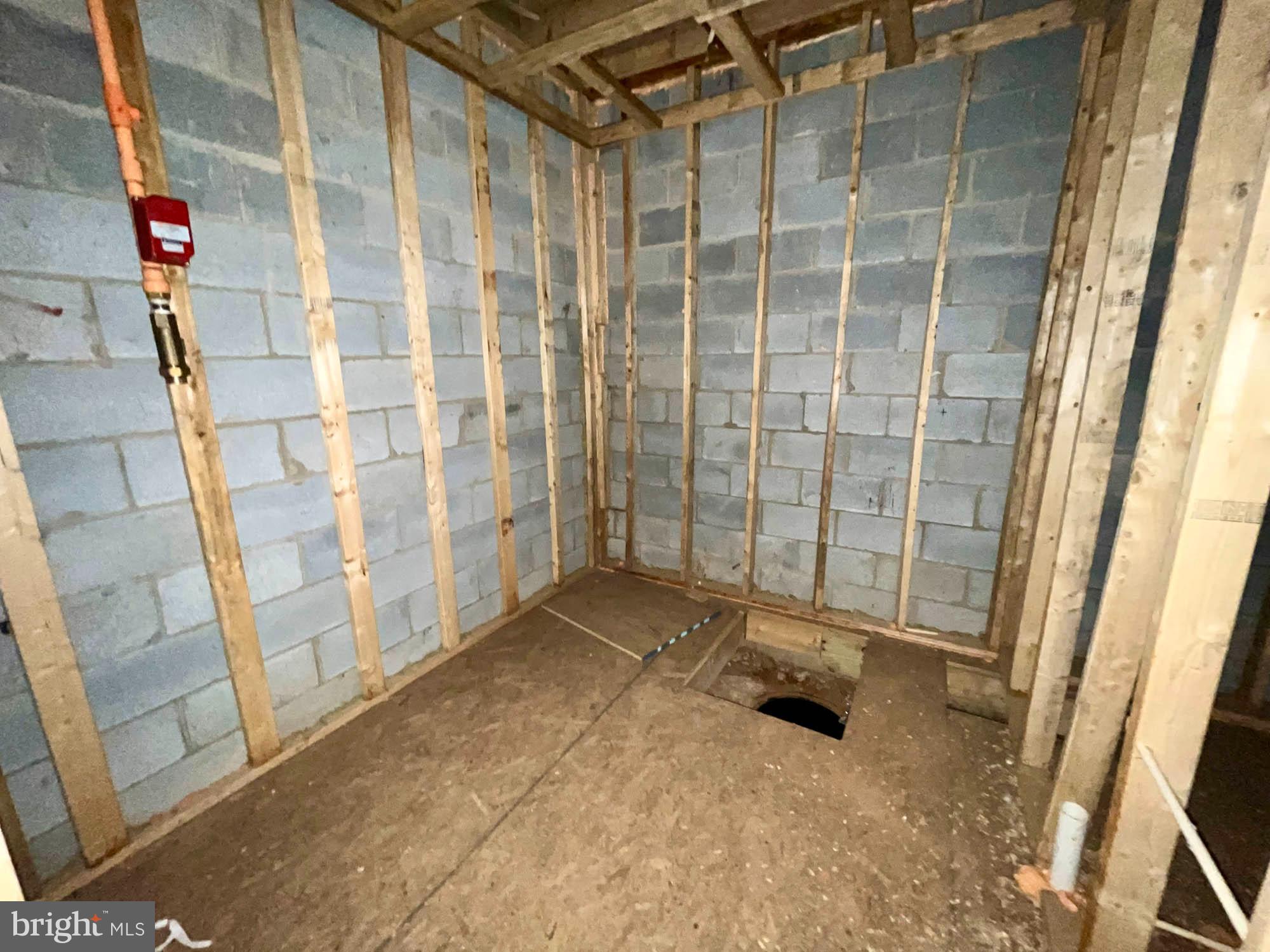 HAMPDEN HISTORIC DISTRICT - Residential