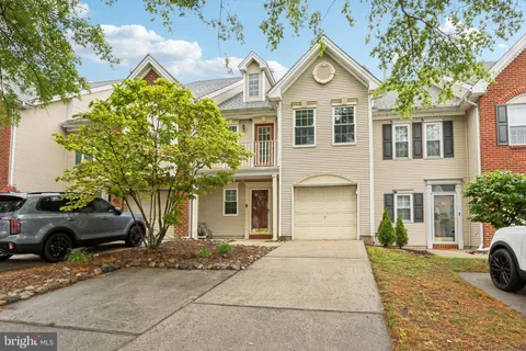 MLS: NJCD2092276