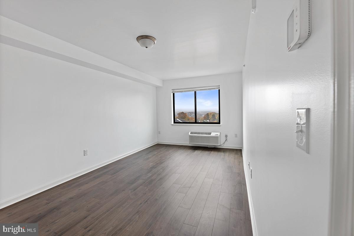 ROXBOROUGH - Residential Lease