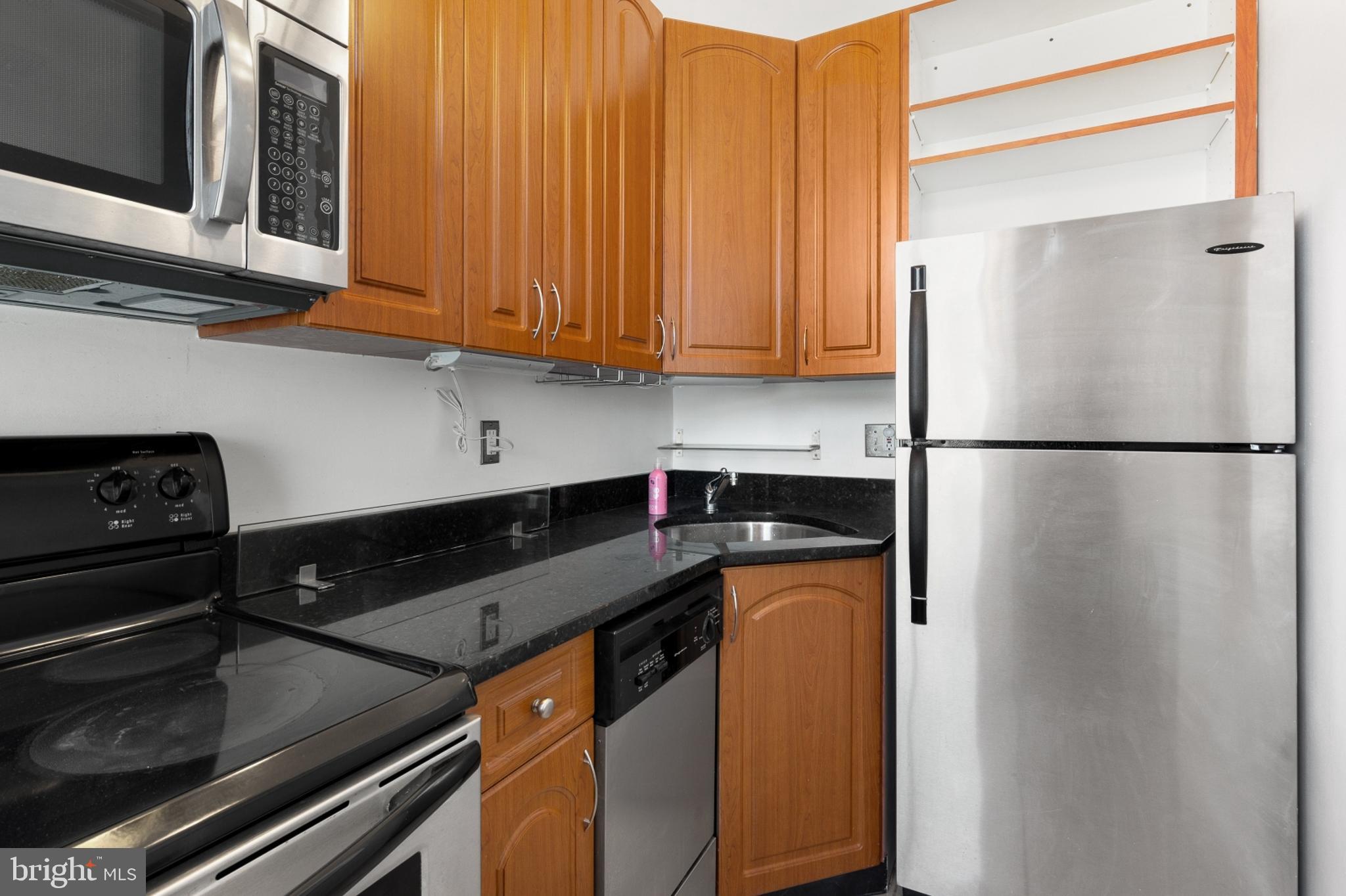 FAIRMOUNT - Residential Lease