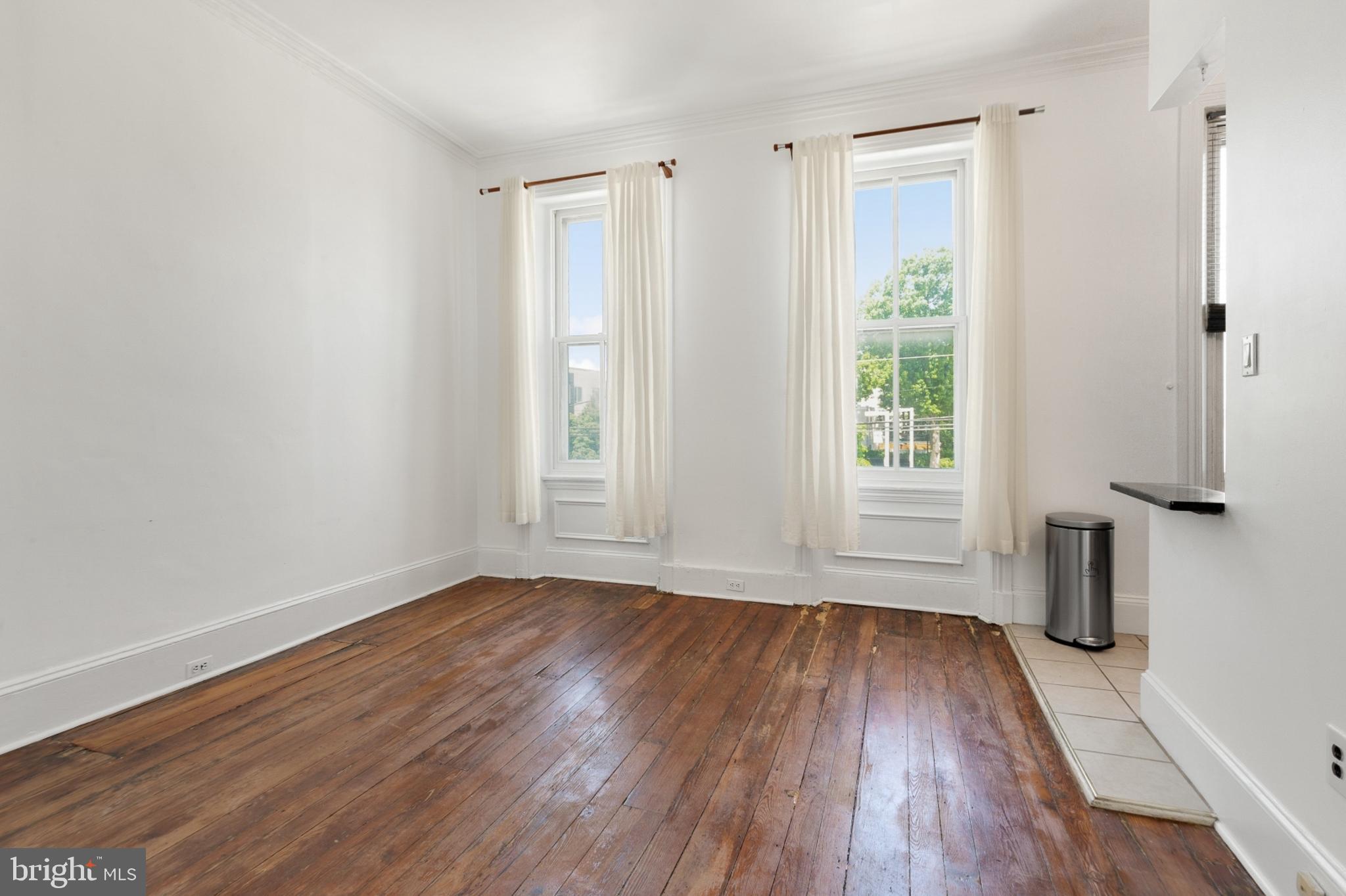 FAIRMOUNT - Residential Lease