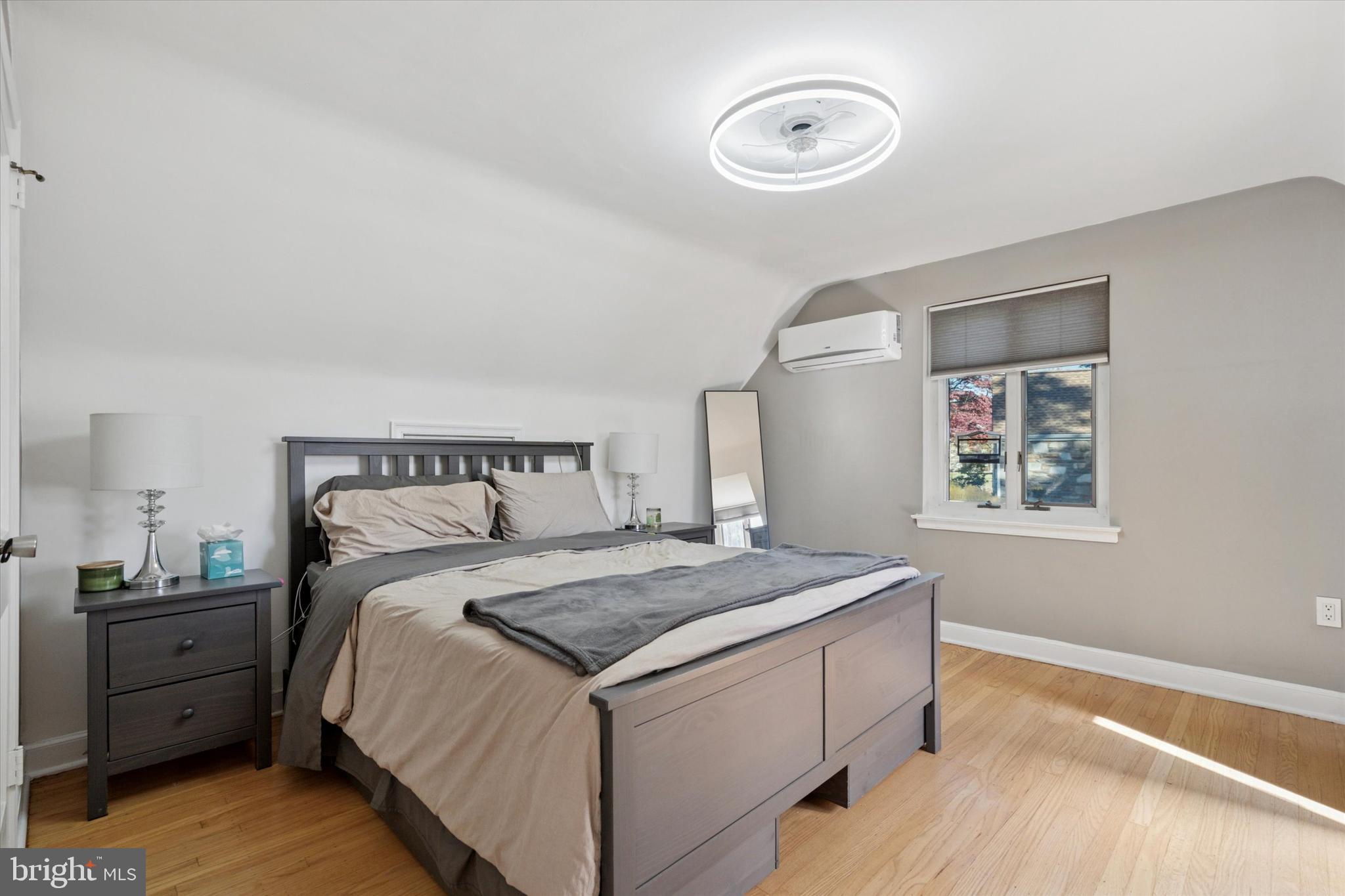 CHELTENHAM VIL - Residential