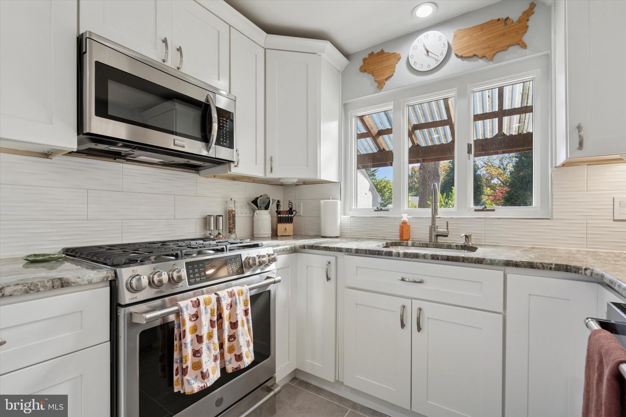 CHELTENHAM VIL - Residential