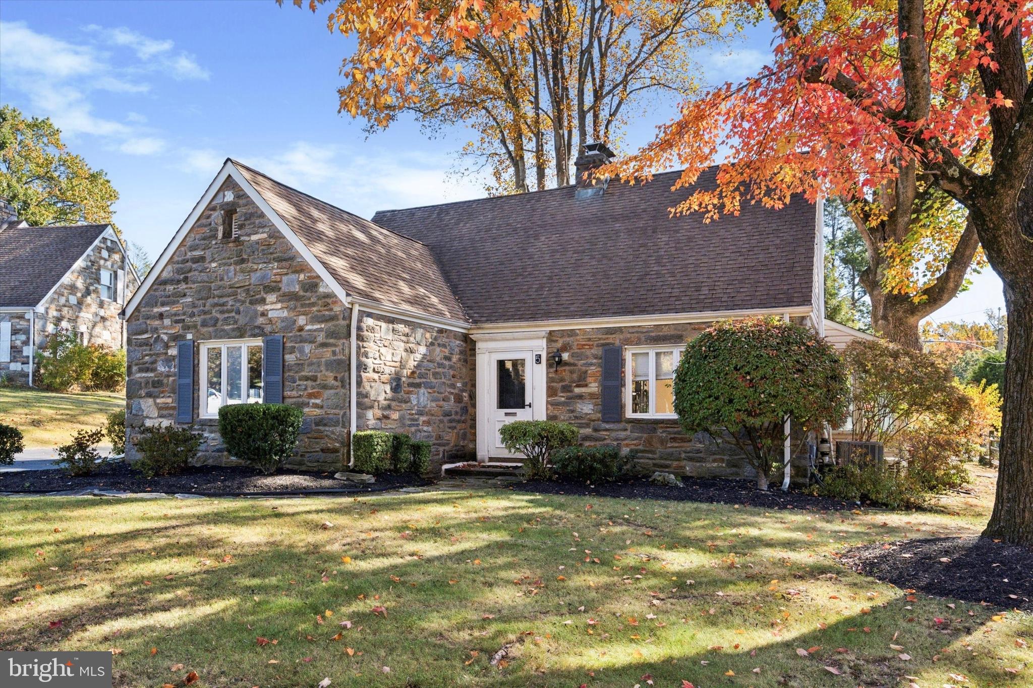 CHELTENHAM VIL - Residential