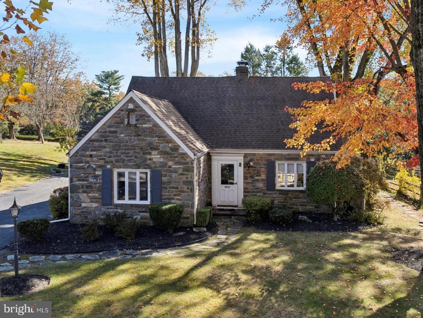 CHELTENHAM VIL - Residential