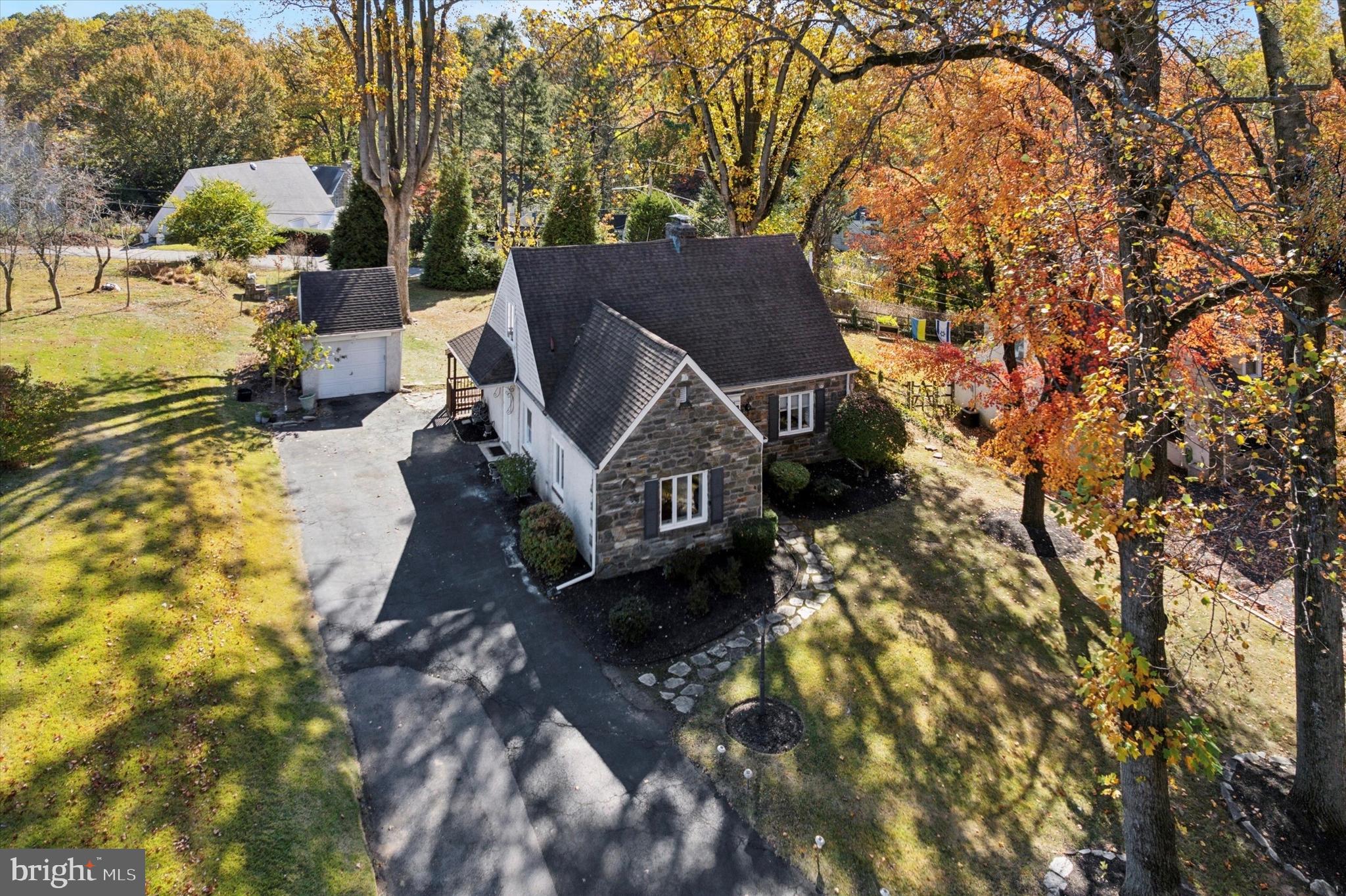 CHELTENHAM VIL - Residential