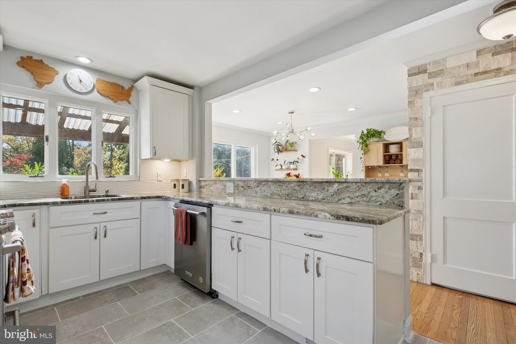 CHELTENHAM VIL - Residential