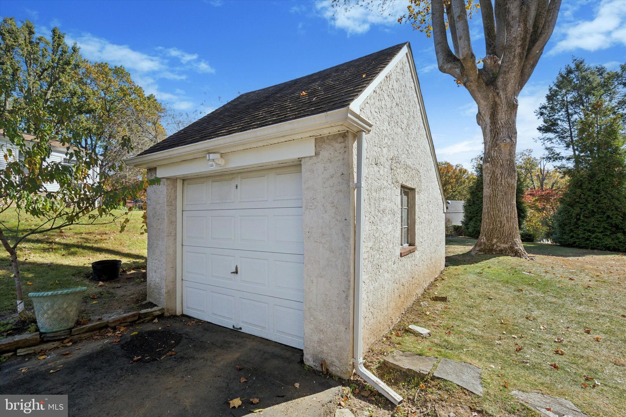 CHELTENHAM VIL - Residential