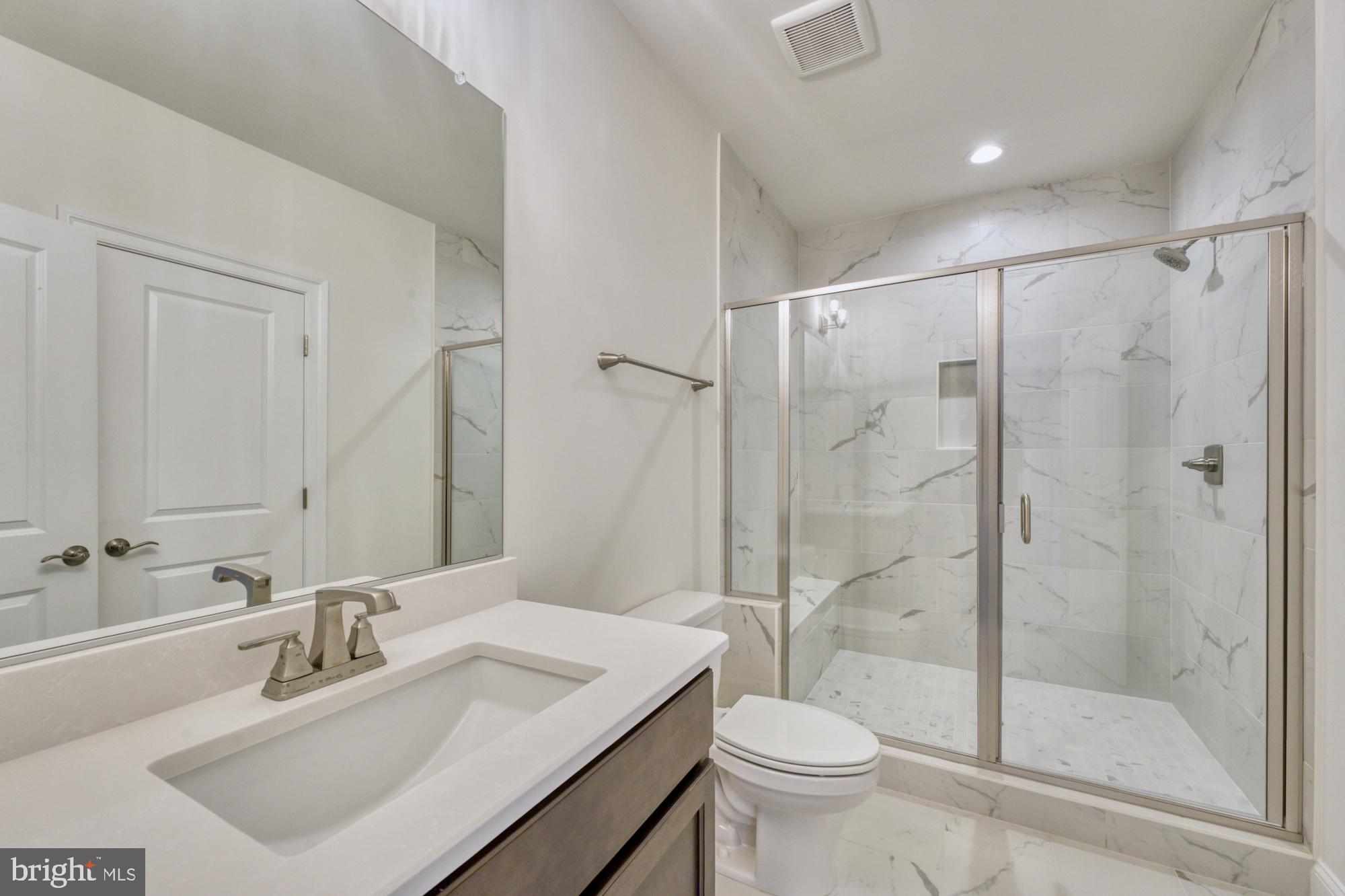 ROLLING RIDGE - Residential